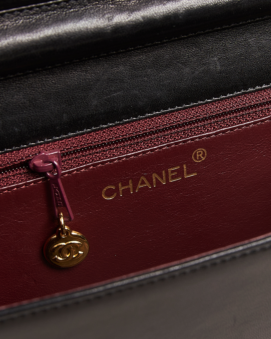 Mies | Pre-Owned & Vintage Bags | Chanel Pre-Owned | Classic Single Flap Bag Lambskin Small Black