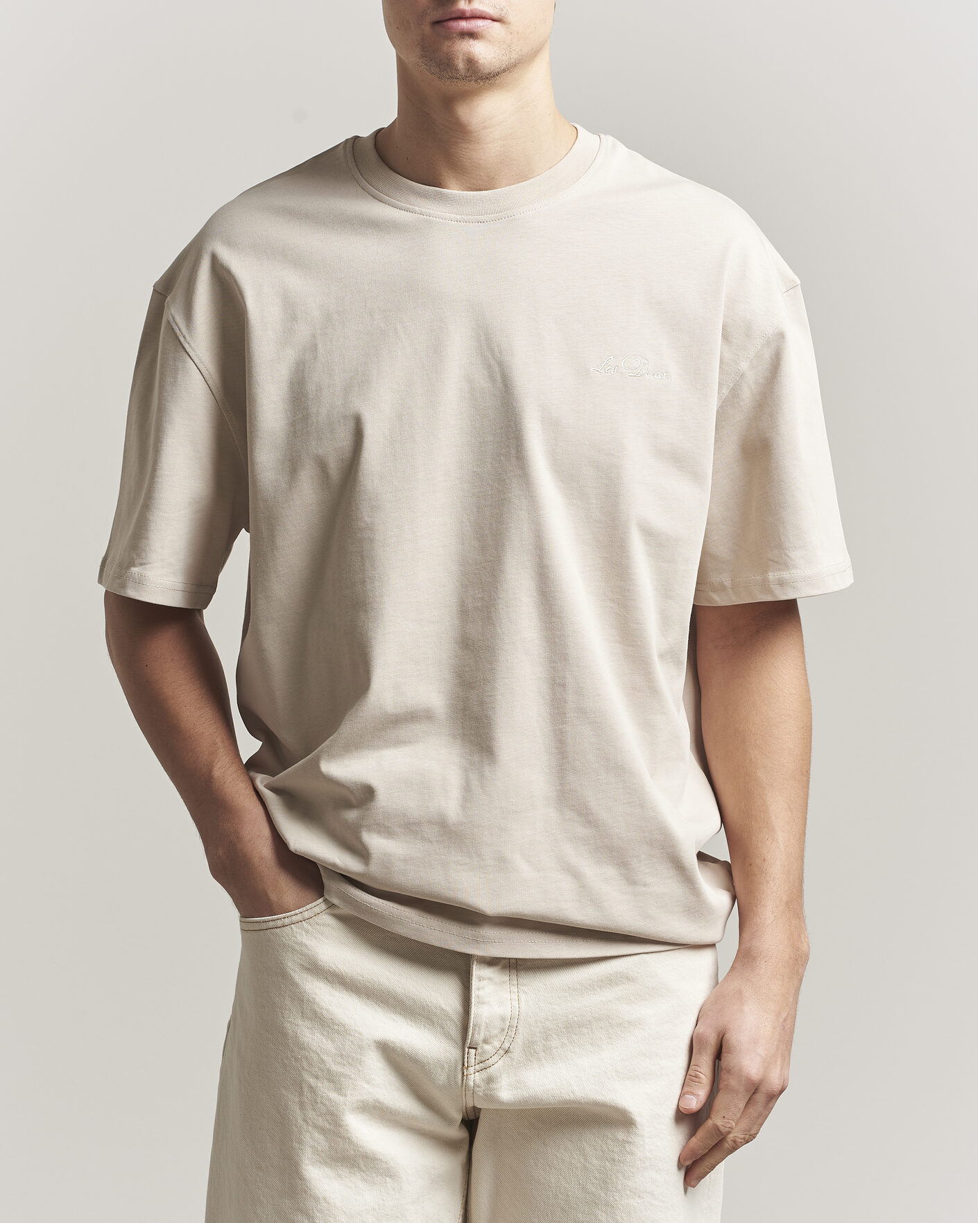 Mies | T-paidat | LES DEUX | Crew T-Shirt Light Sand