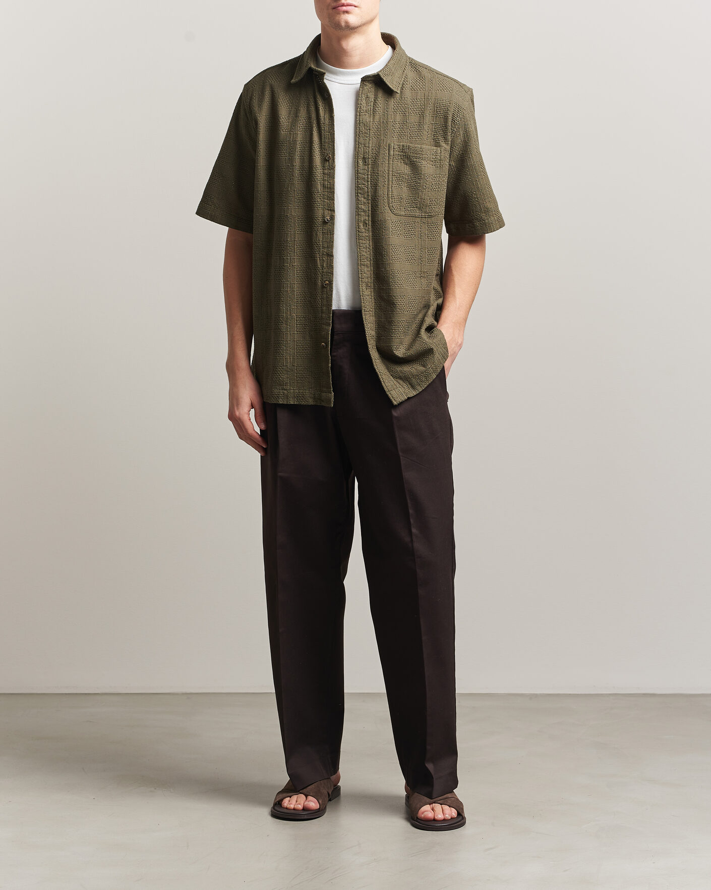 Mies | Kauluspaidat | LES DEUX | Charlie Short Sleeve Shirt Olive Night