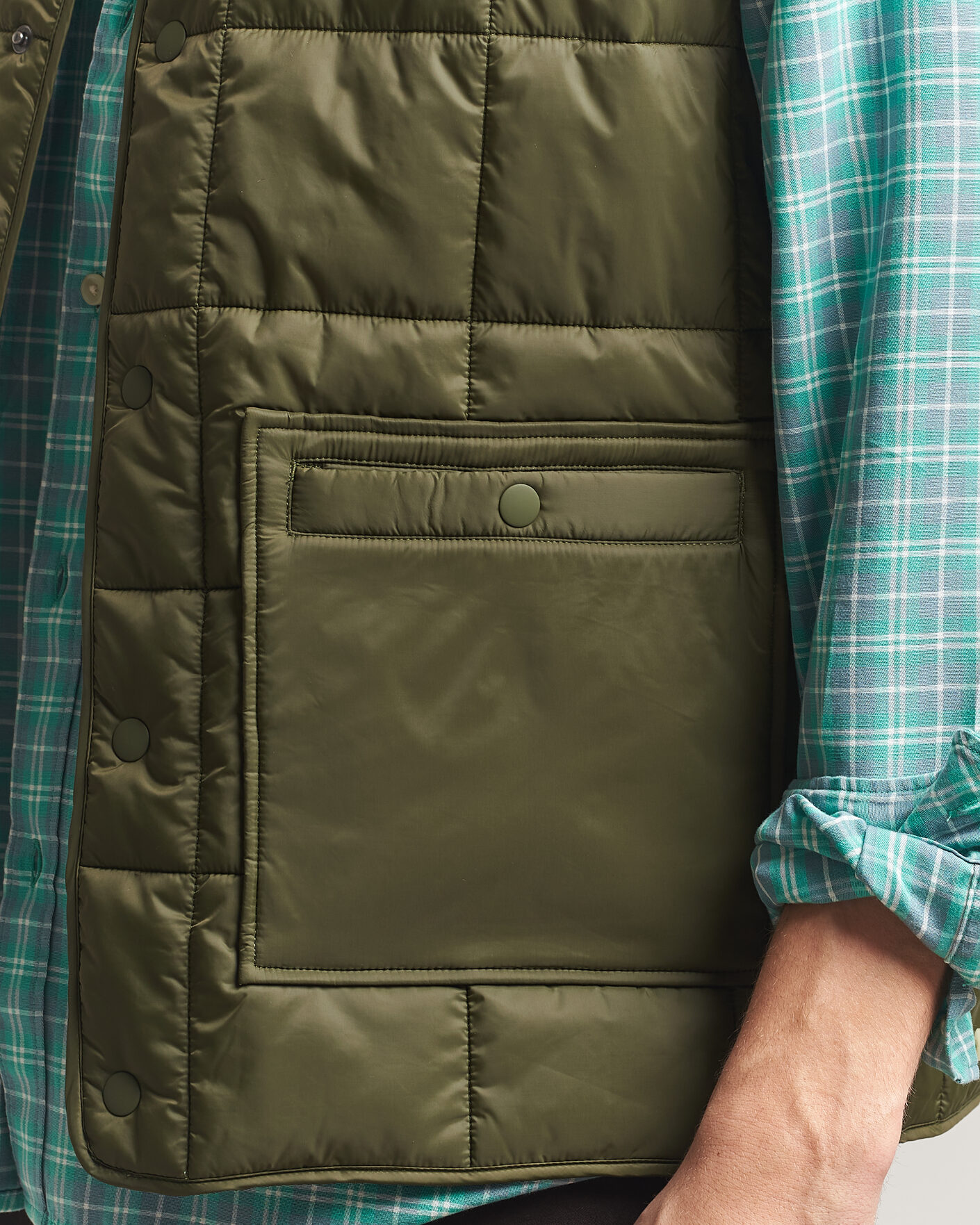 Mies | Ulkoliivit | LES DEUX | Matt Quilted Vest Olive Night