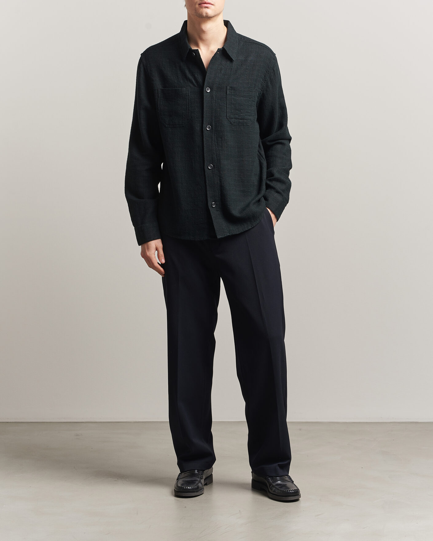 Mies | Kauluspaidat | LES DEUX | Hamilton Overshirt Black