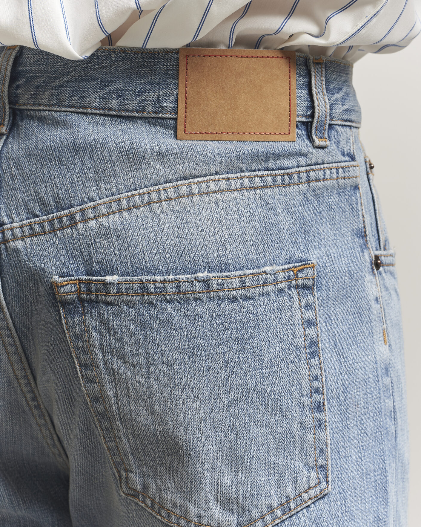 Mies | Farkut | Jeanerica | VM009 Vega Jeans Light Blue Righe