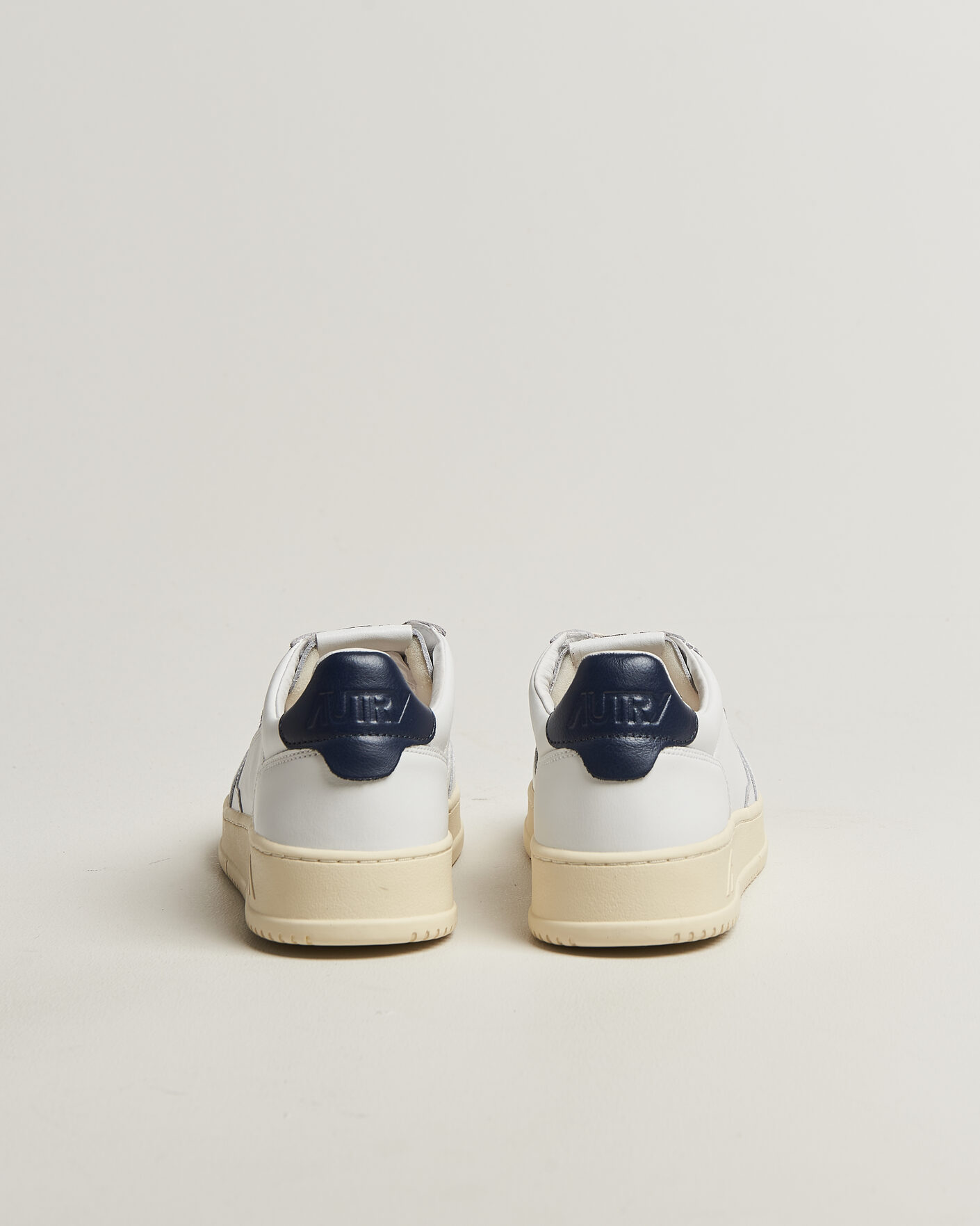 Mies | Tennarit | Autry | Medalist Low Sneaker White/Space