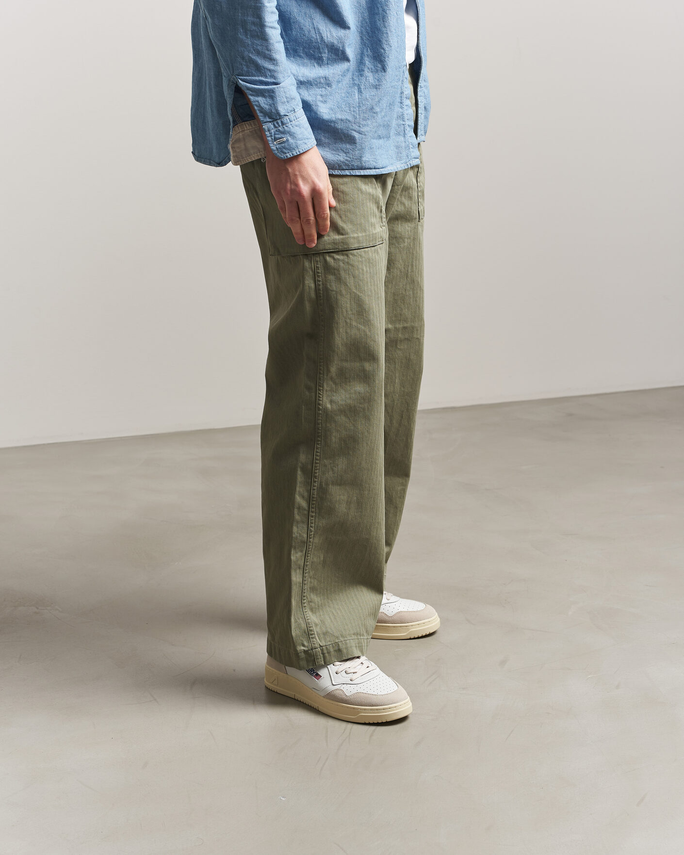 Mies | Tennarit | Autry | Medalist Low Leather/Suede Sneaker White/Teak