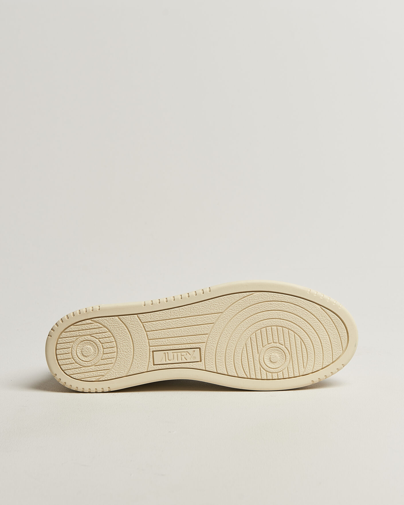Mies | Tennarit | Autry | Medalist Low Leather/Suede Sneaker White/Amazon