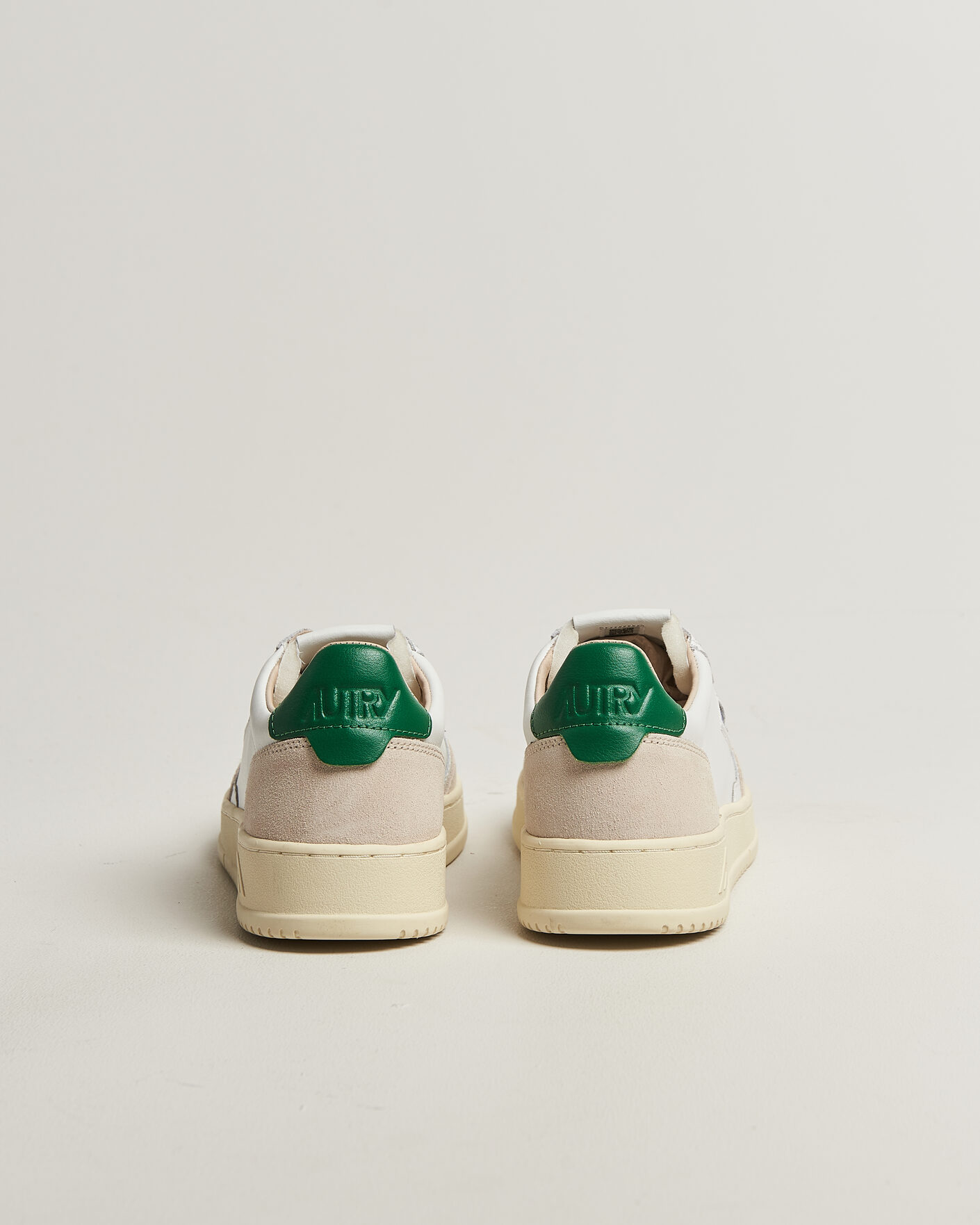 Mies | Tennarit | Autry | Medalist Low Leather/Suede Sneaker White/Amazon
