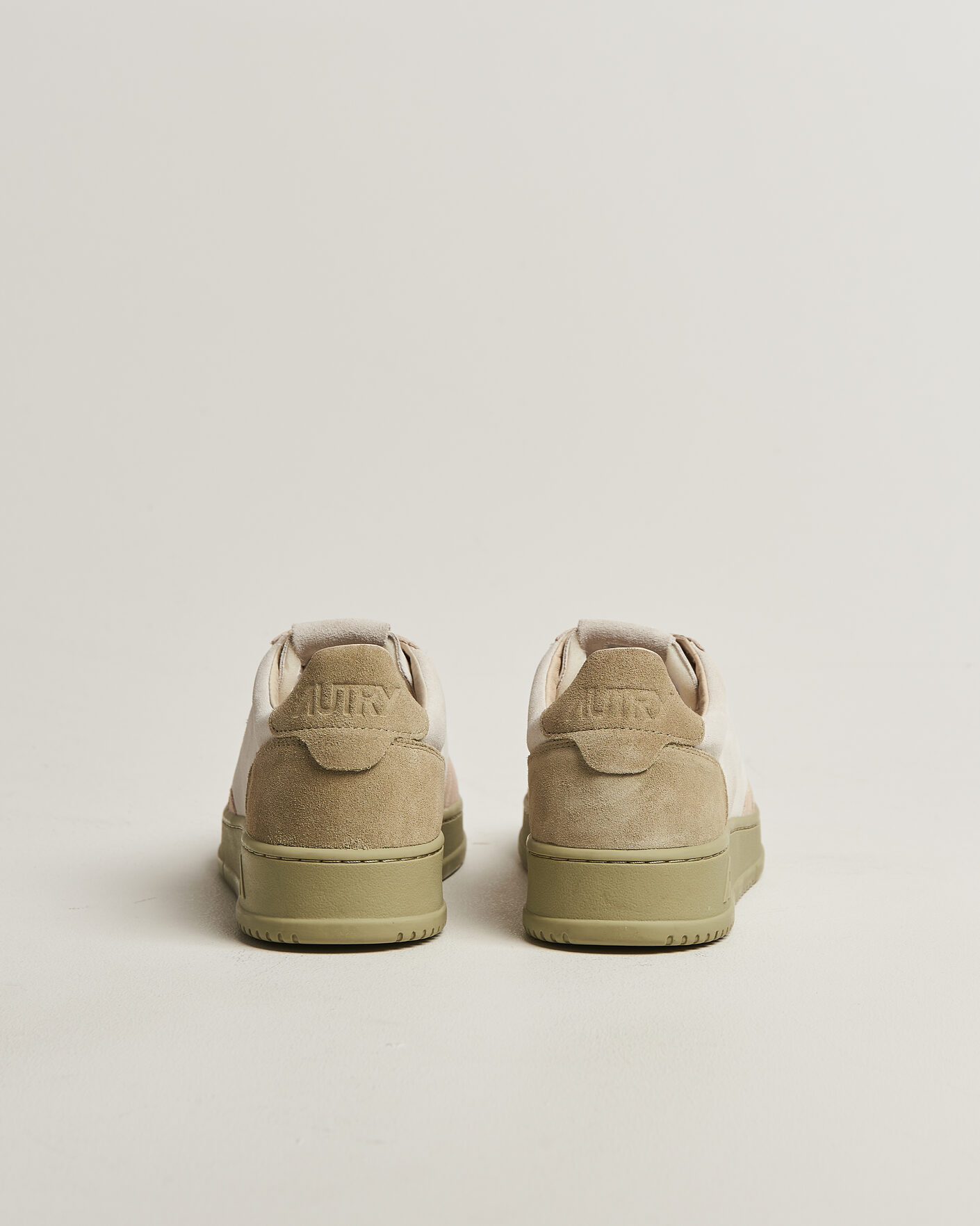 Mies | Tennarit | Autry | Medalist Low Suede Mix Sneaker Green/White/Sand
