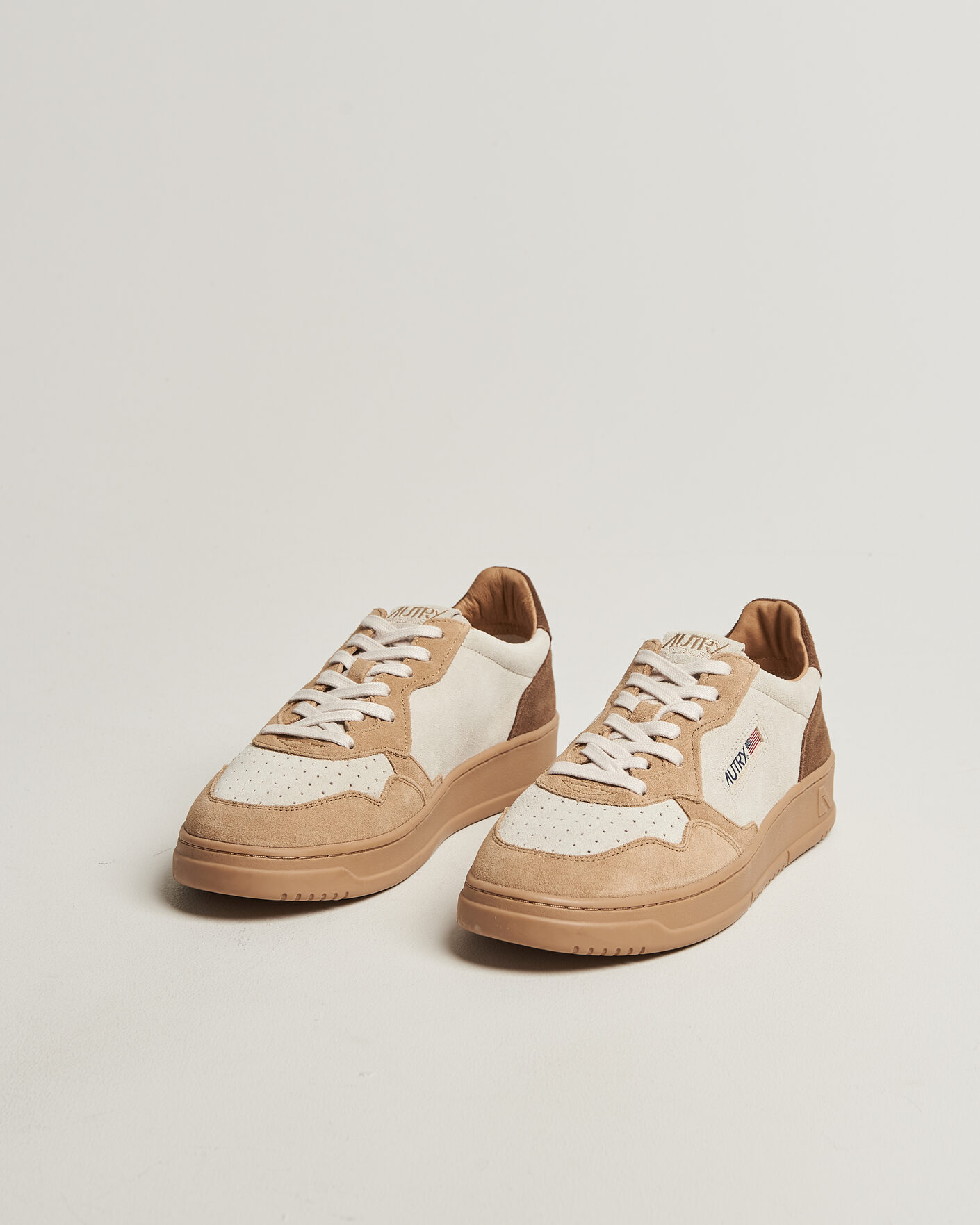 Mies | Tennarit | Autry | Medalist Low Suede Mix Sneaker Tundra/Egg/Peanut