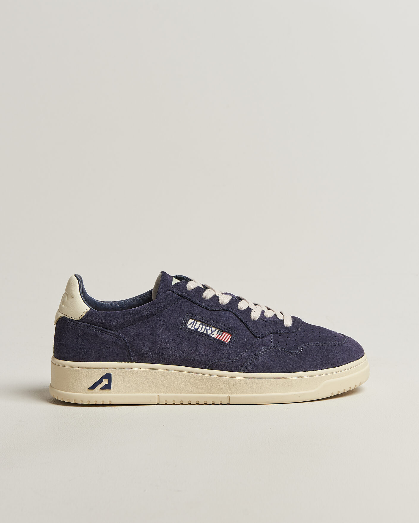 Mies | Tennarit | Autry | Medalist Low Sneaker Space/White