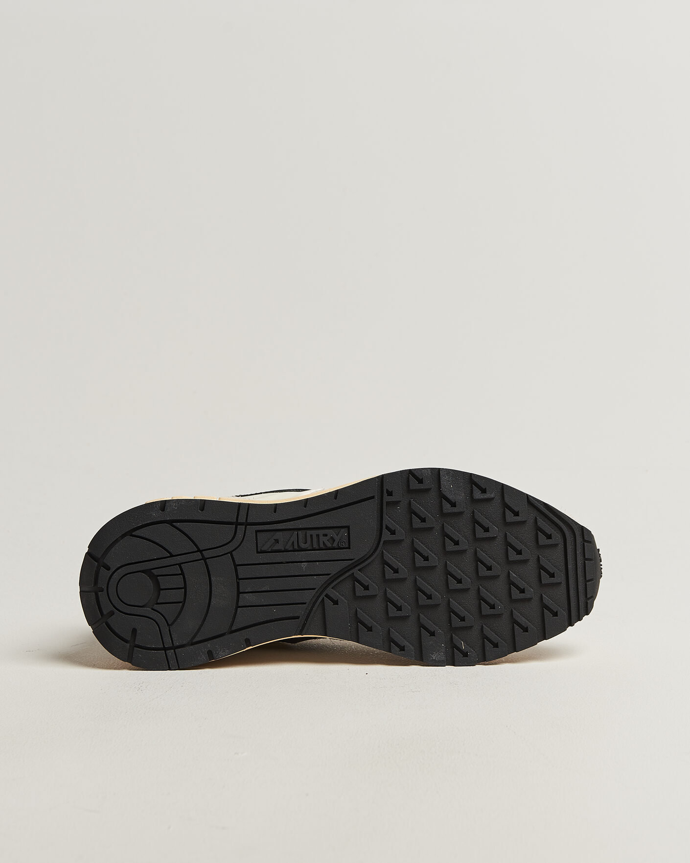 Mies | Tennarit | Autry | Reelwind Running Sneaker White/Black