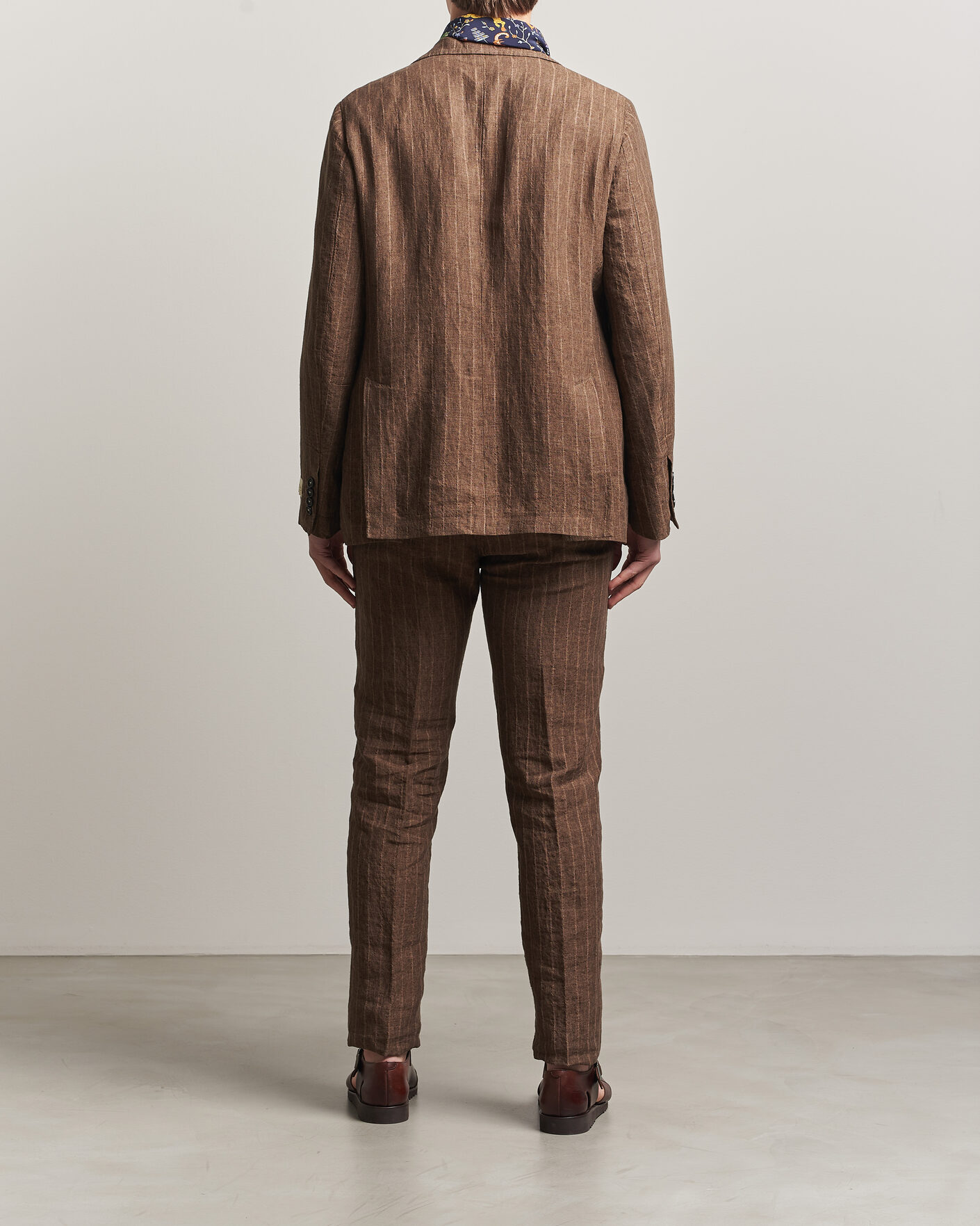 Mies | Puvut | Massimo Alba | Sloop Linen Suit Brown Pinstripe