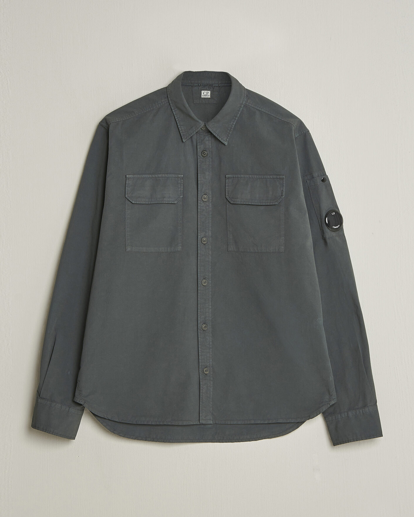 Mies | Kauluspaidat | C.P. Company | Organic Gabardine Pocket Shirt Dark Grey