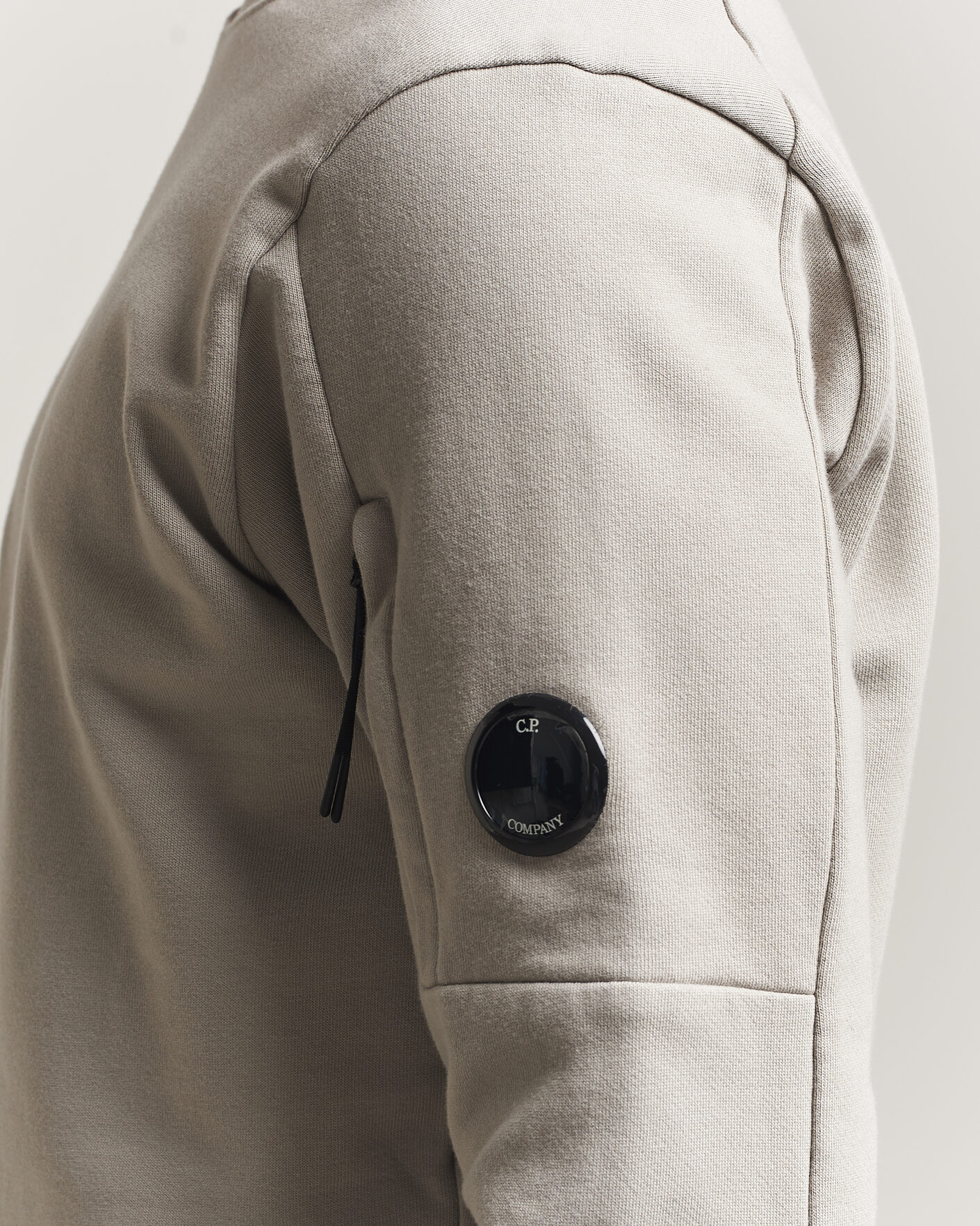 Mies | Puserot | C.P. Company | Diagonal Raised Fleece Lens Sweatshirt Light Grey