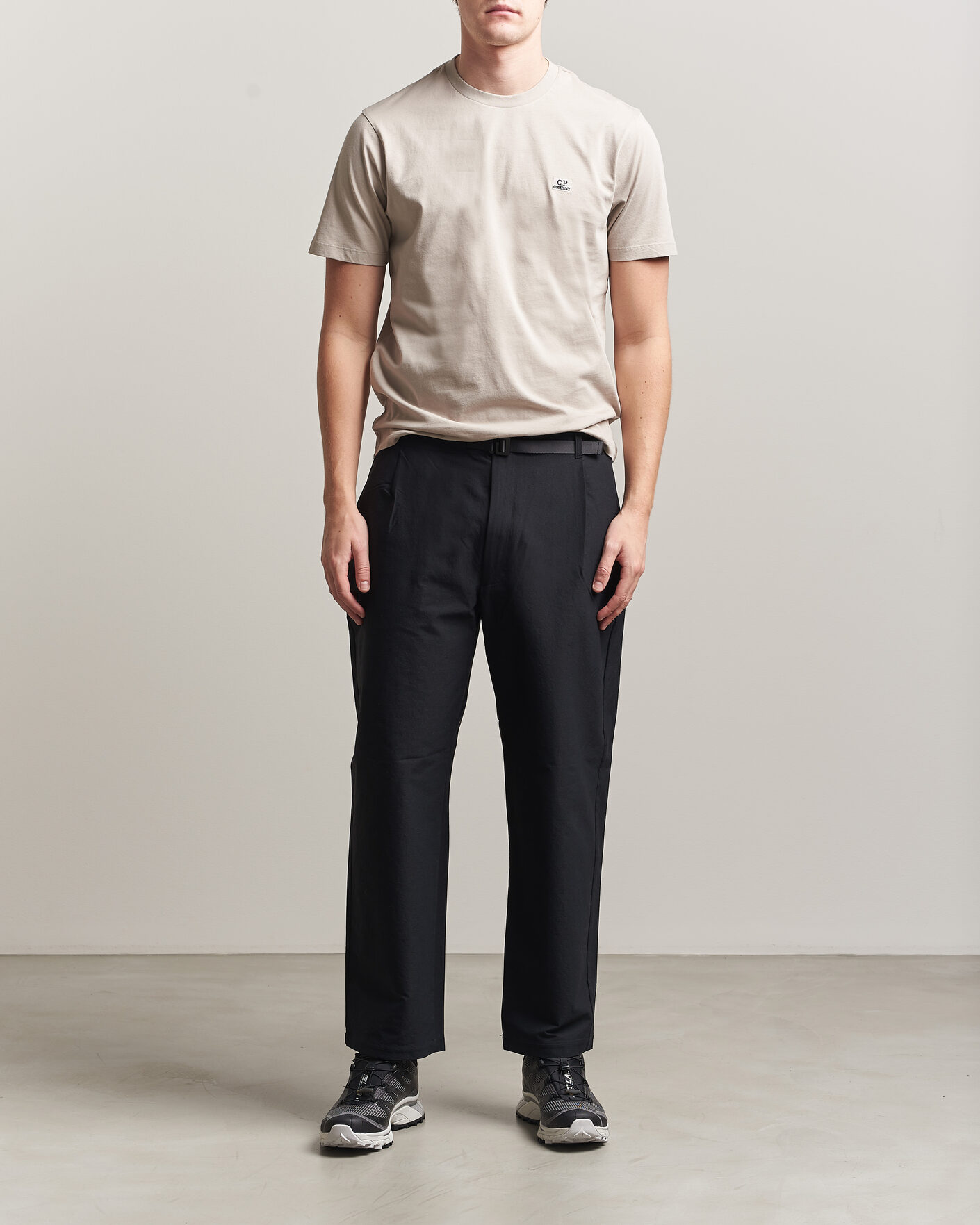 Mies | T-paidat | C.P. Company | Short Sleeve Small Logo T-Shirt Light Grey