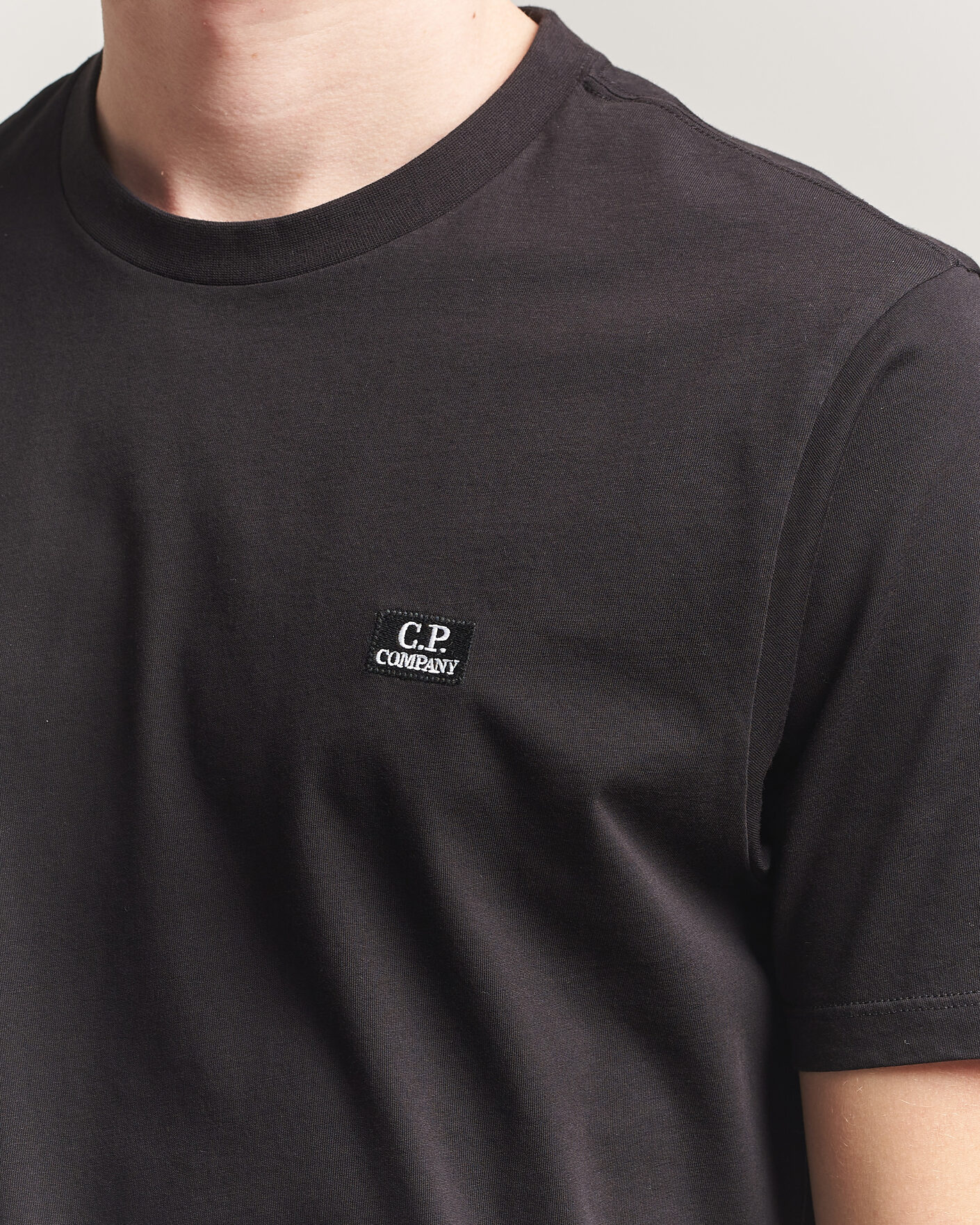 Mies | T-paidat | C.P. Company | Short Sleeve Small Logo T-Shirt Black