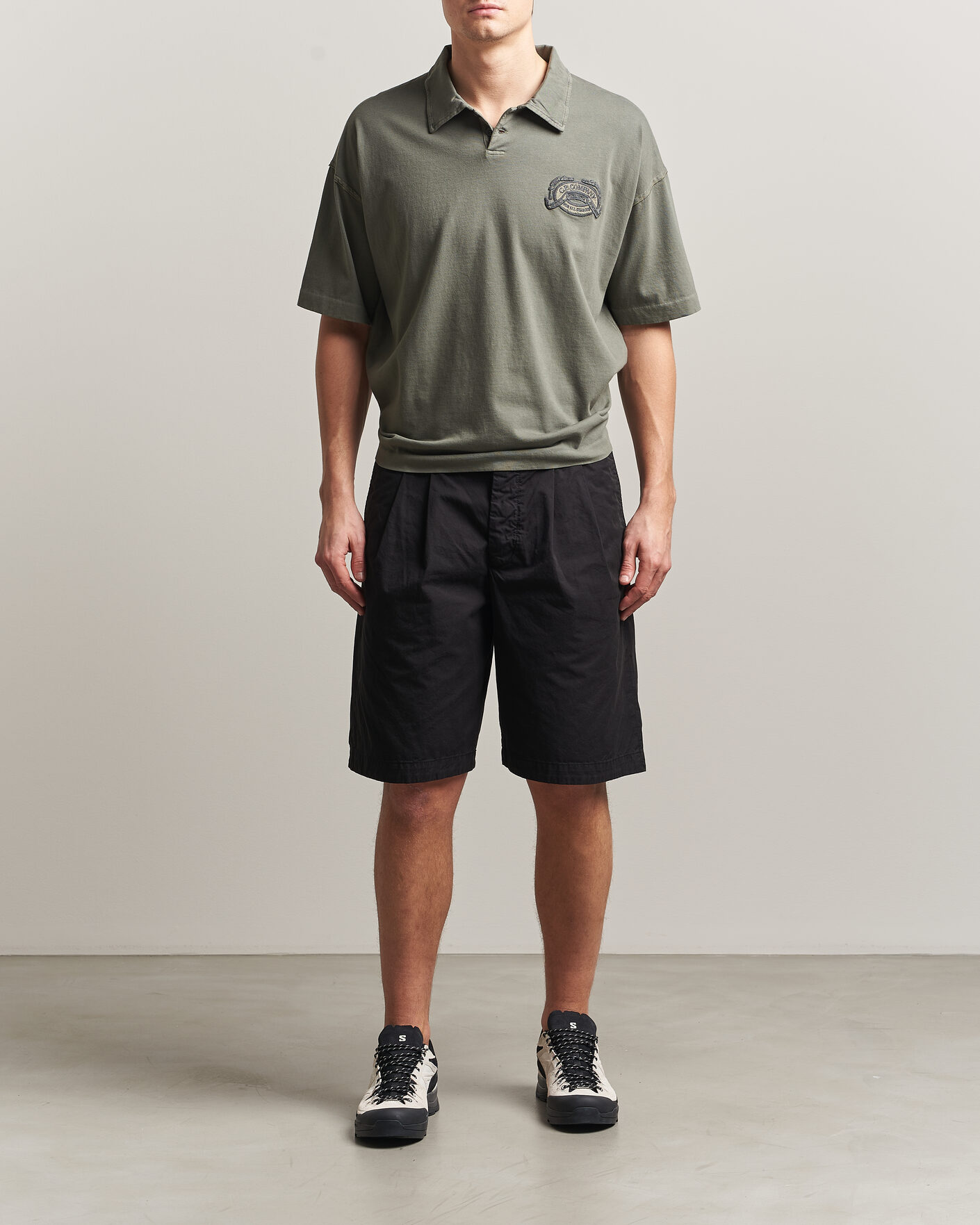 Mies | Pikeet | C.P. Company | Boxy Fit Cotton Logo Polo Dark Green