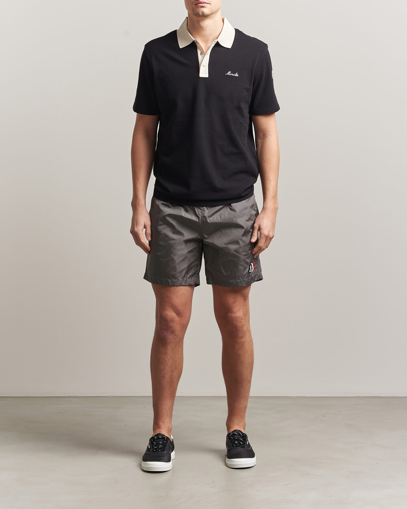 Mies | Uimahousut | Moncler | Tricolore Logo Swim Shorts Grey