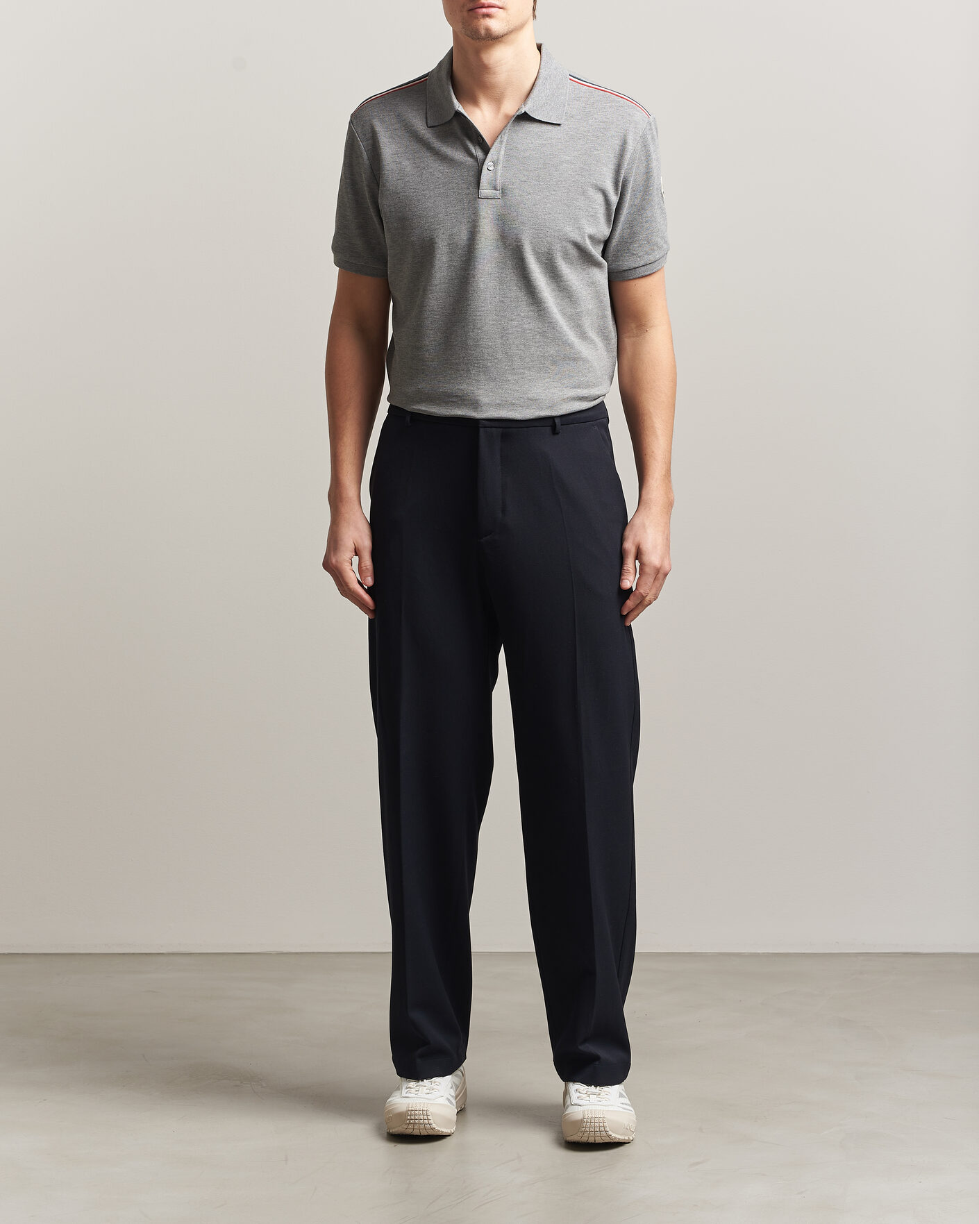 Mies | Pikeet | Moncler | Tricolore Shoulder Polo Light Grey