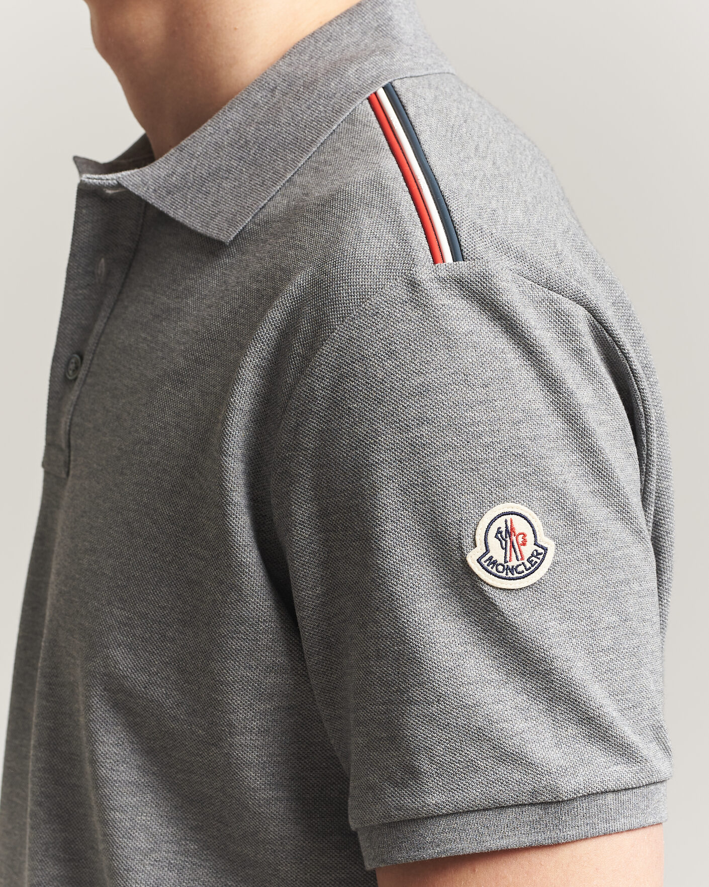 Mies | Pikeet | Moncler | Tricolore Shoulder Polo Light Grey