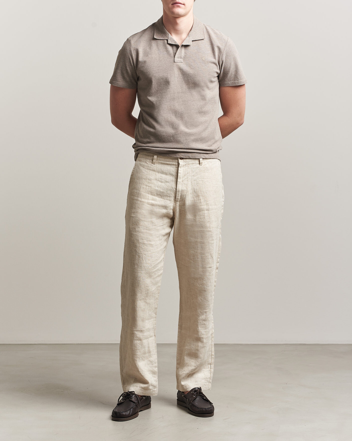 Mies | Pikeet | Morris | Dylan Pique Brown