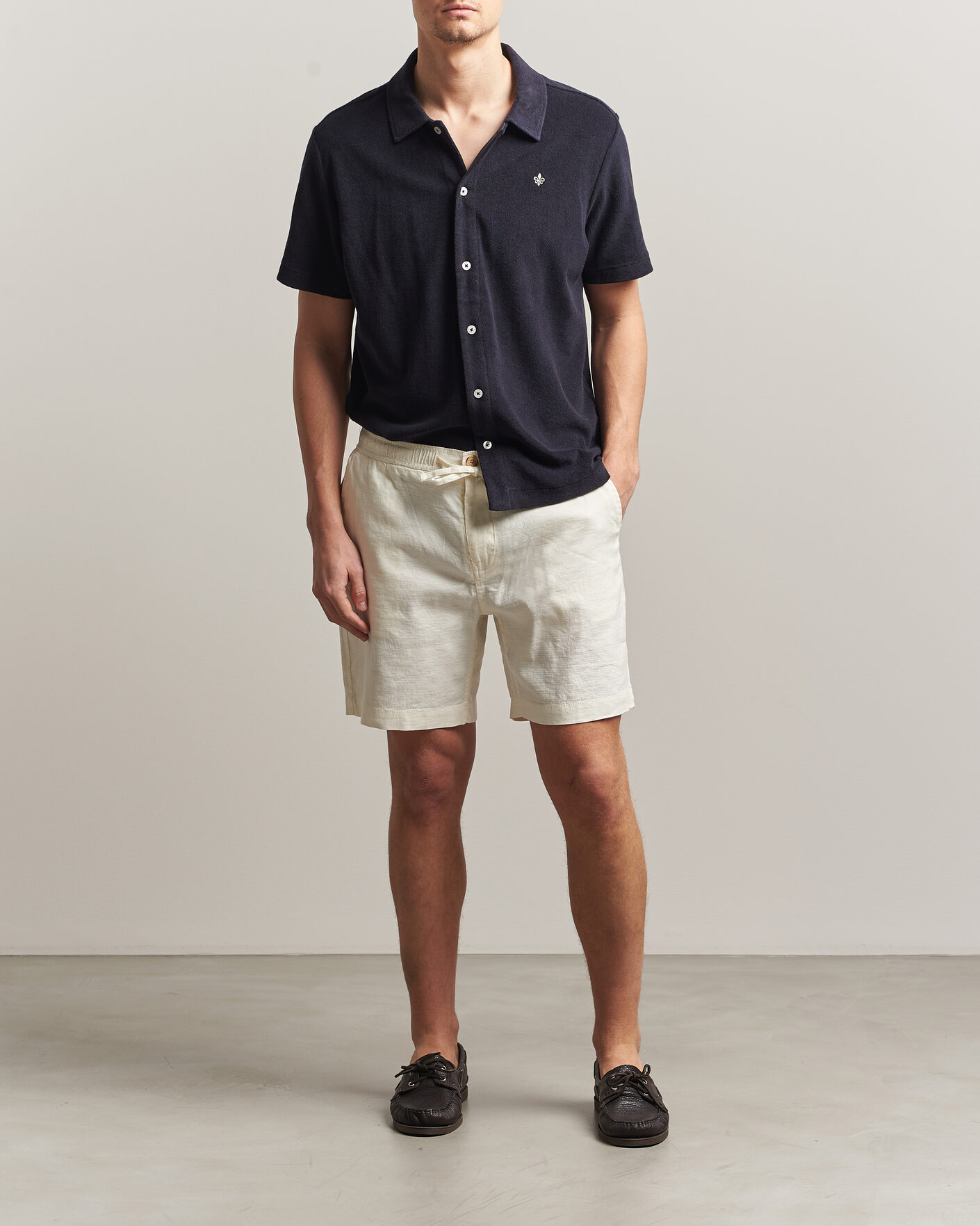 Mies | Shortsit | Morris | Fenix Linen Shorts Off White