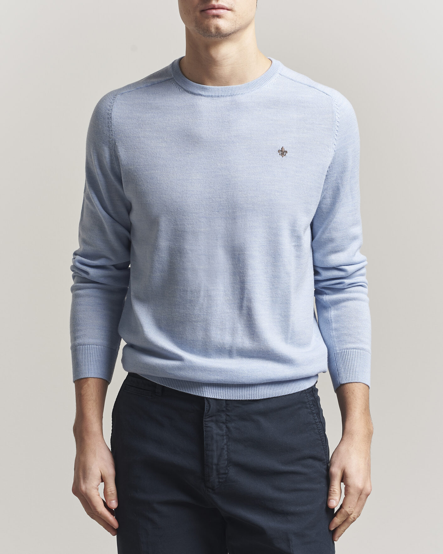 Mies | Puserot | Morris | Merino Oneck Light Blue