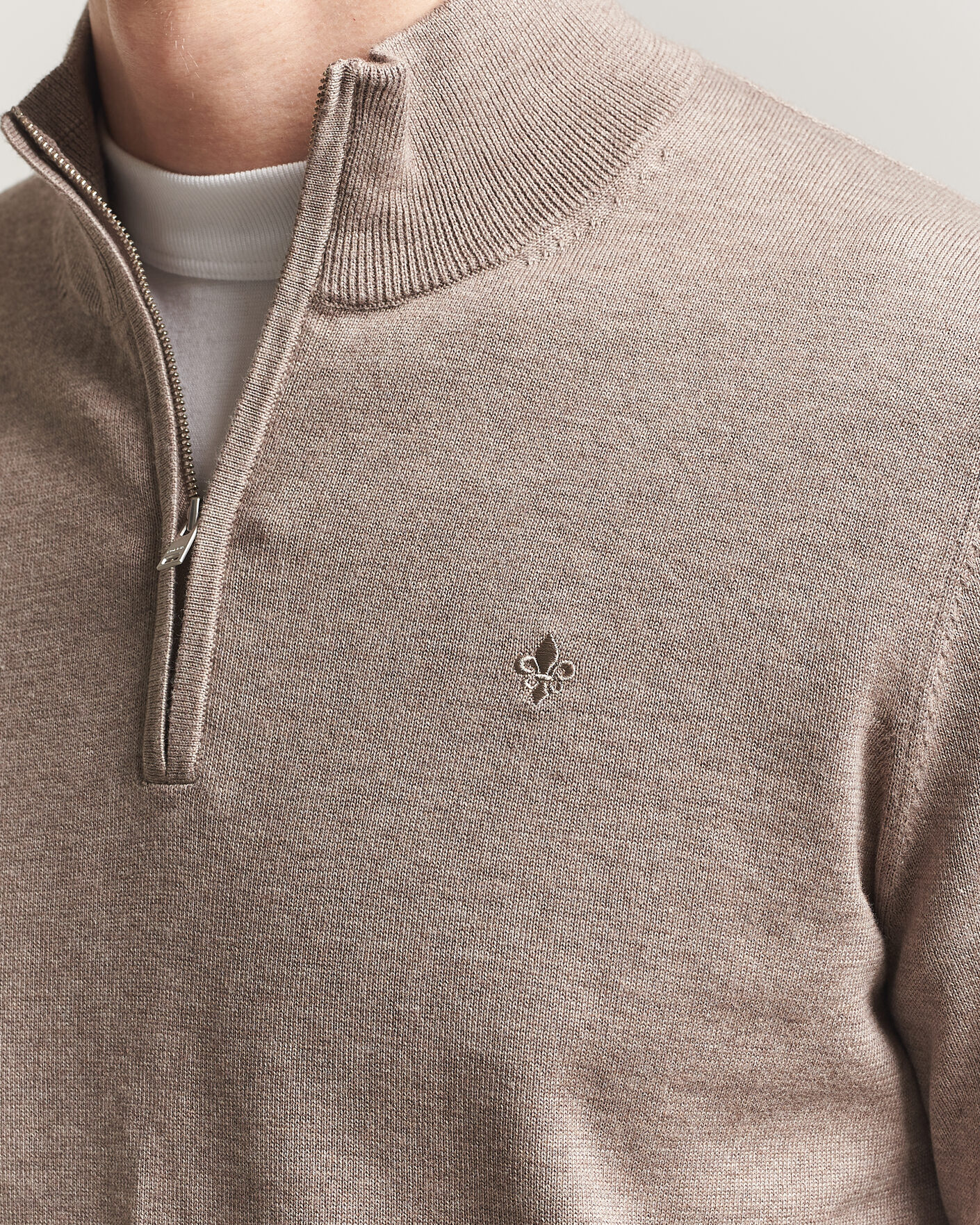 Mies | Puserot | Morris | Riley Half-Zip Brown