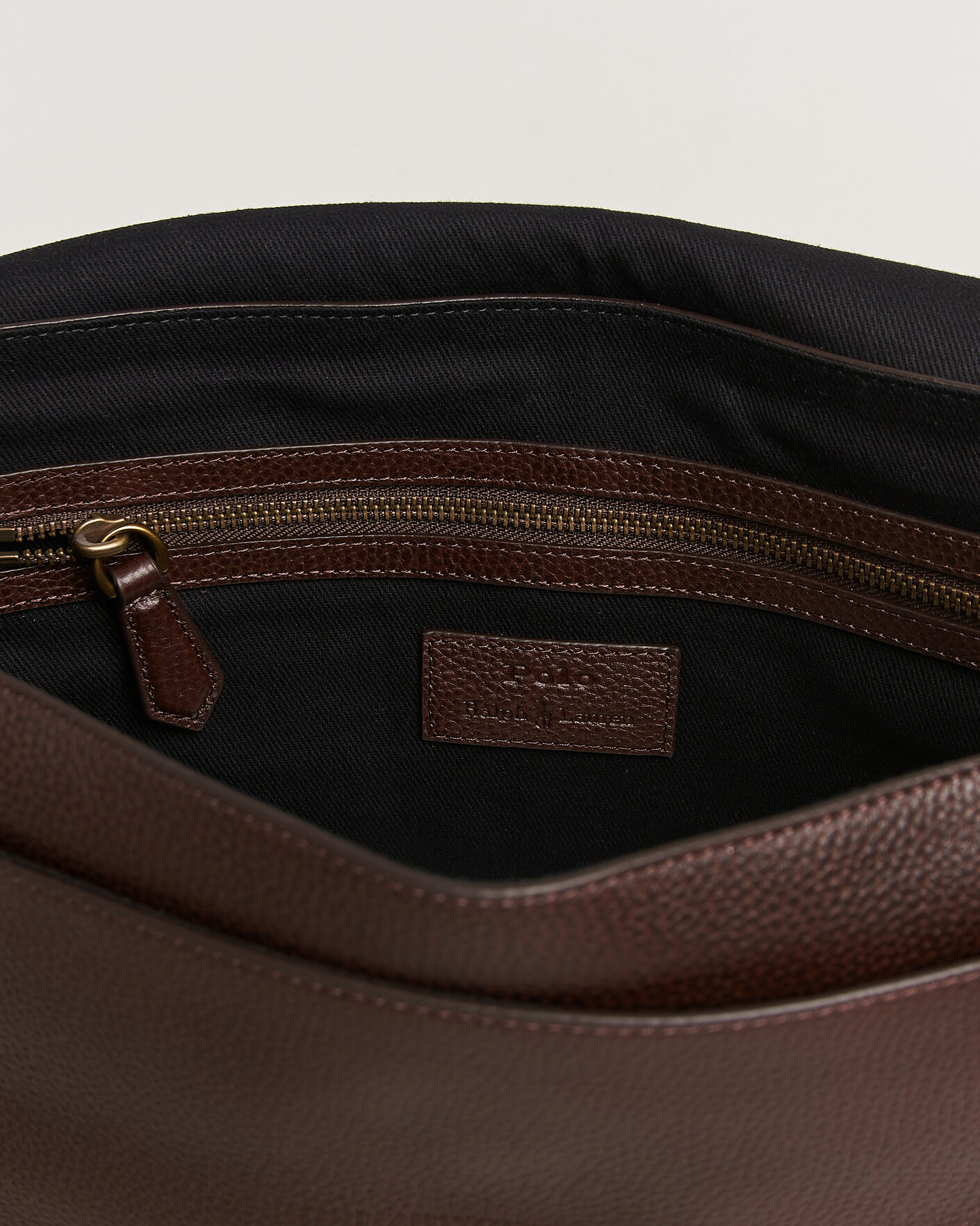 Mies | Laukut | Polo Ralph Lauren | Pebble Leather Messenger Bag Dark Brown