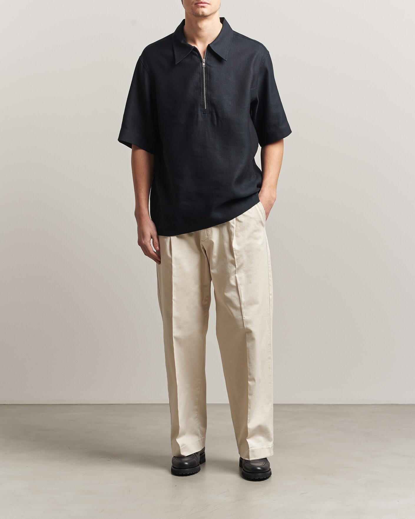 Mies | Pikeet | NN07 | Bruno Linen/Viscose Half Zip Polo Black