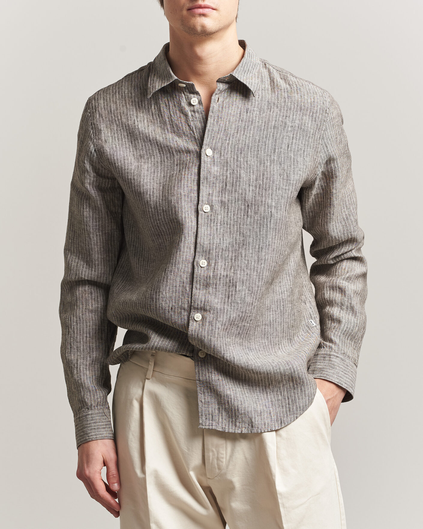 Mies | Kauluspaidat | NN07 | Enzo Linen Shirt Clay Stripe