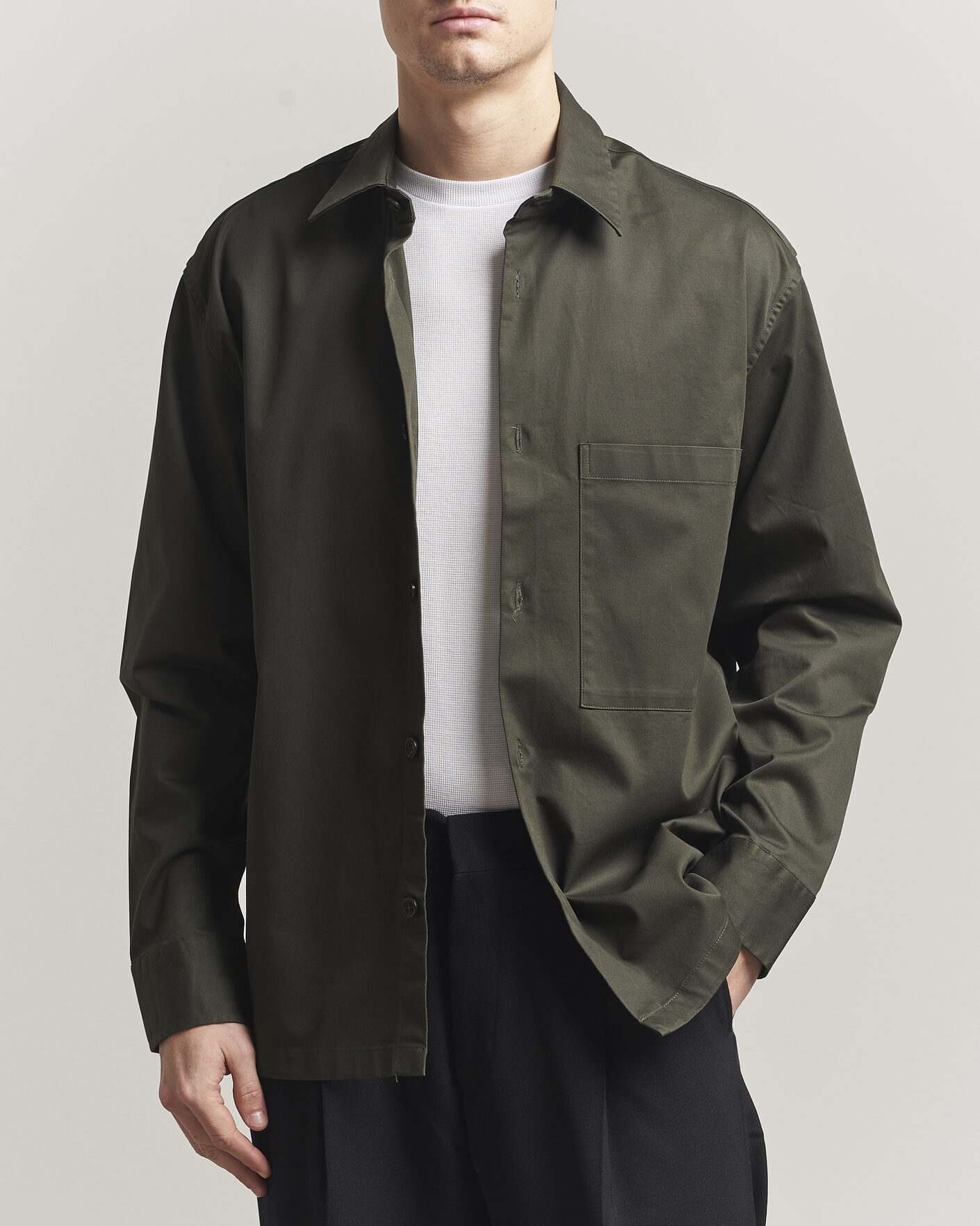 Mies | Kauluspaidat | NN07 | Freddy Cotton Overshirt Dark Army