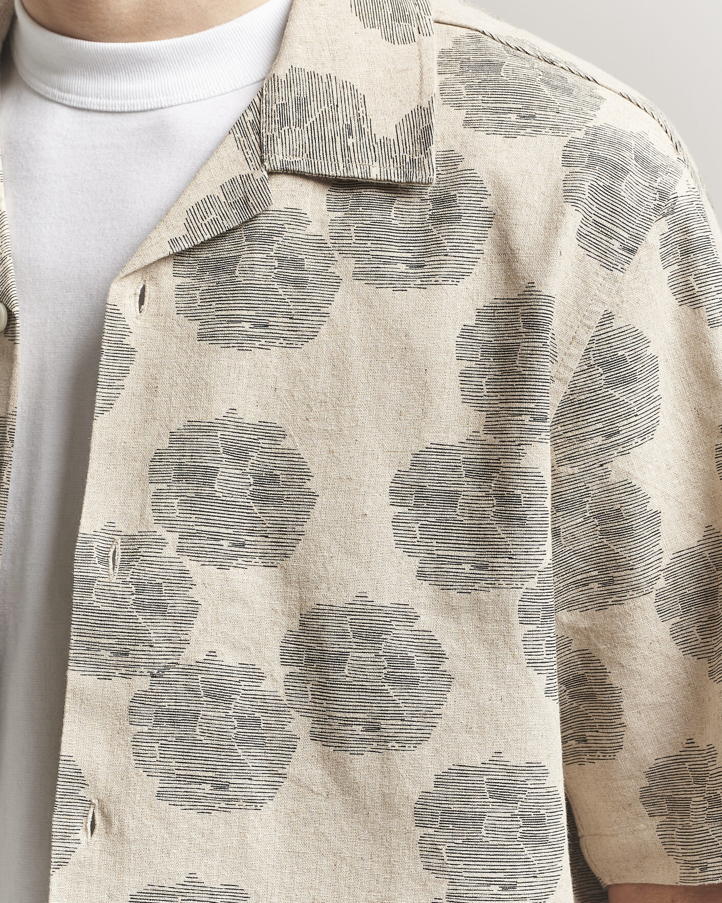 Mies | Kauluspaidat | NN07 | Ole Printed Short Sleeve Shirt Oatmeal