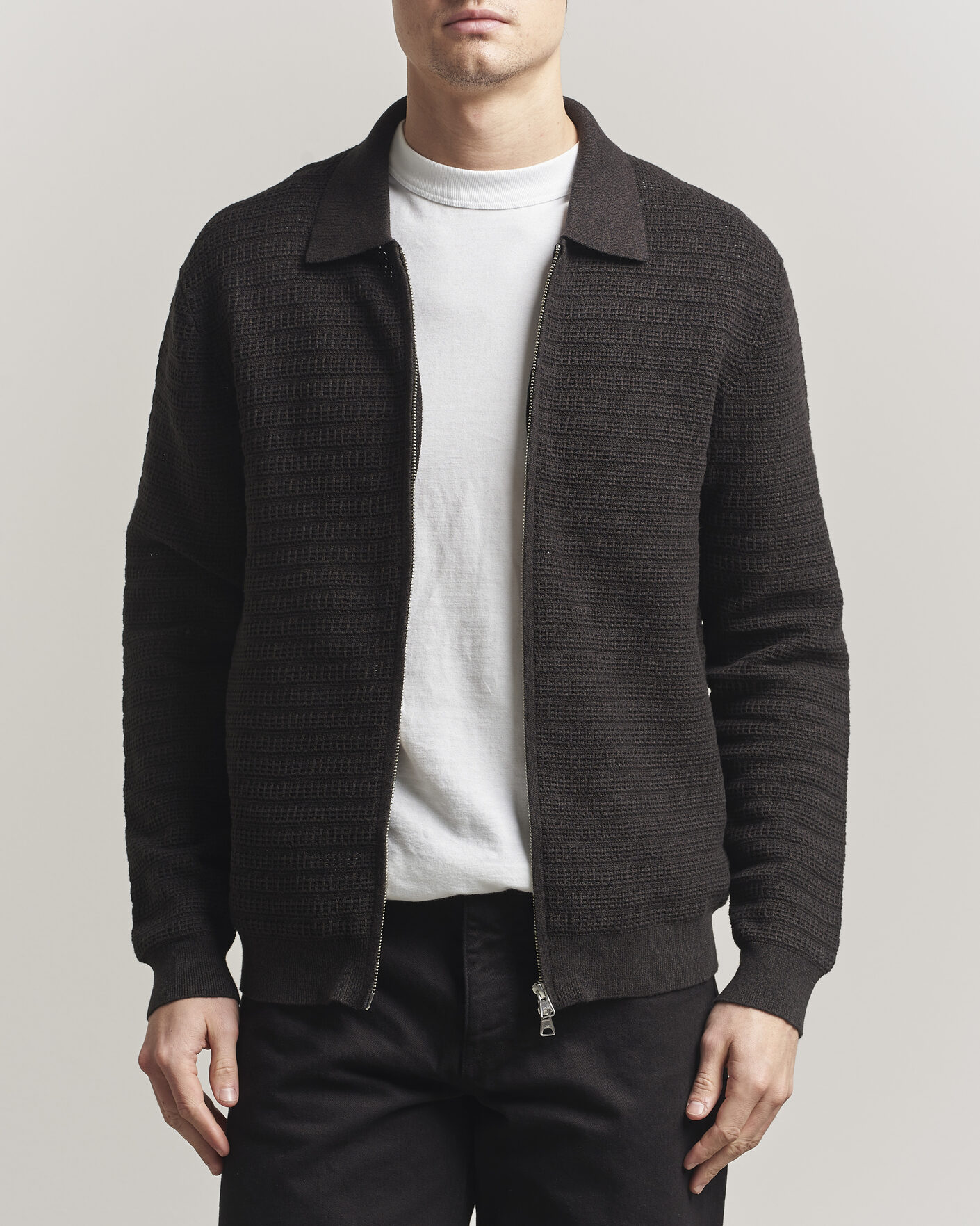 Mies | Puserot | NN07 | Gustav Knitted Full Zip Deep Truffle
