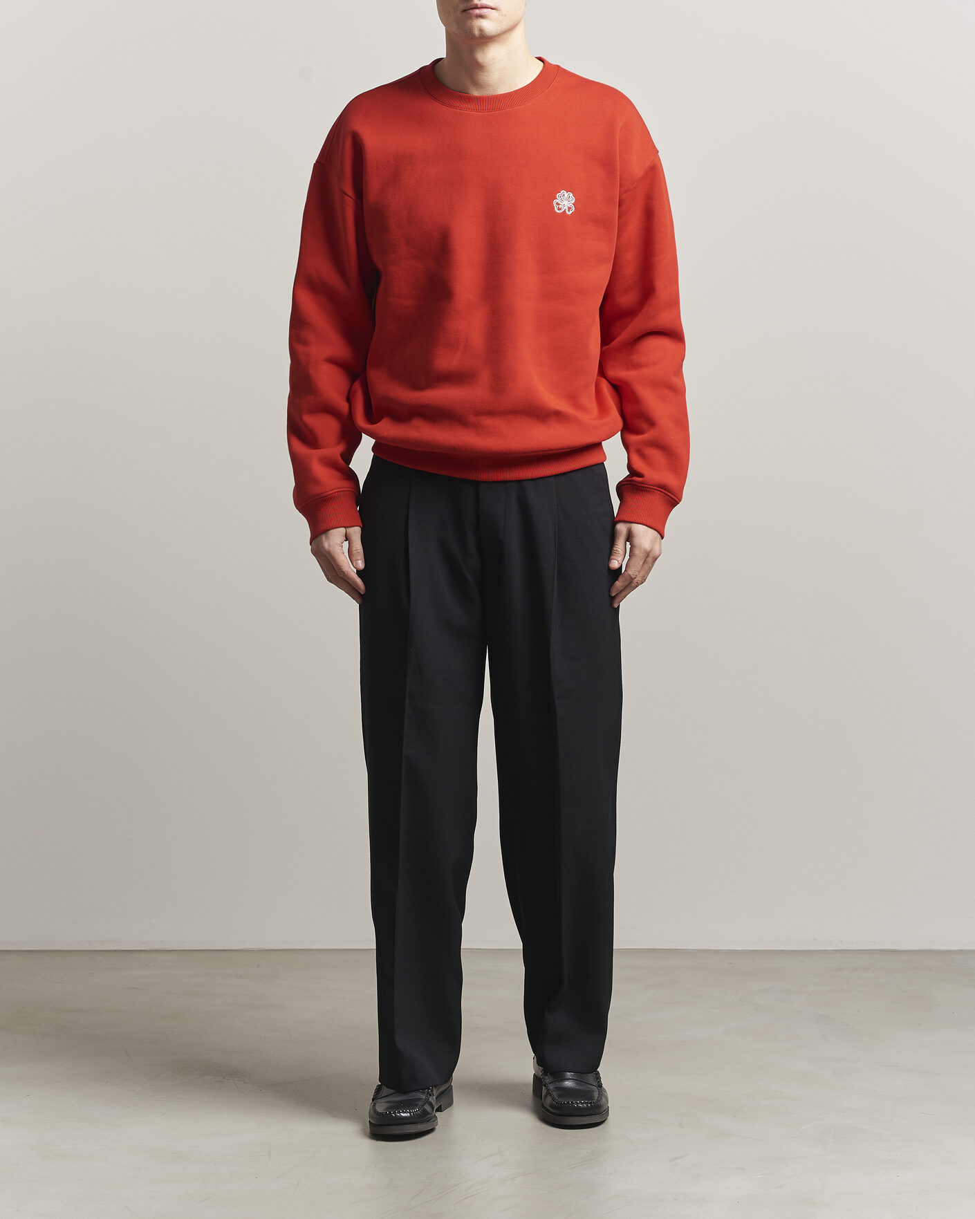 Mies | Puserot | NN07 | David Embroidered Crew Neck Sweatshirt Chili Red