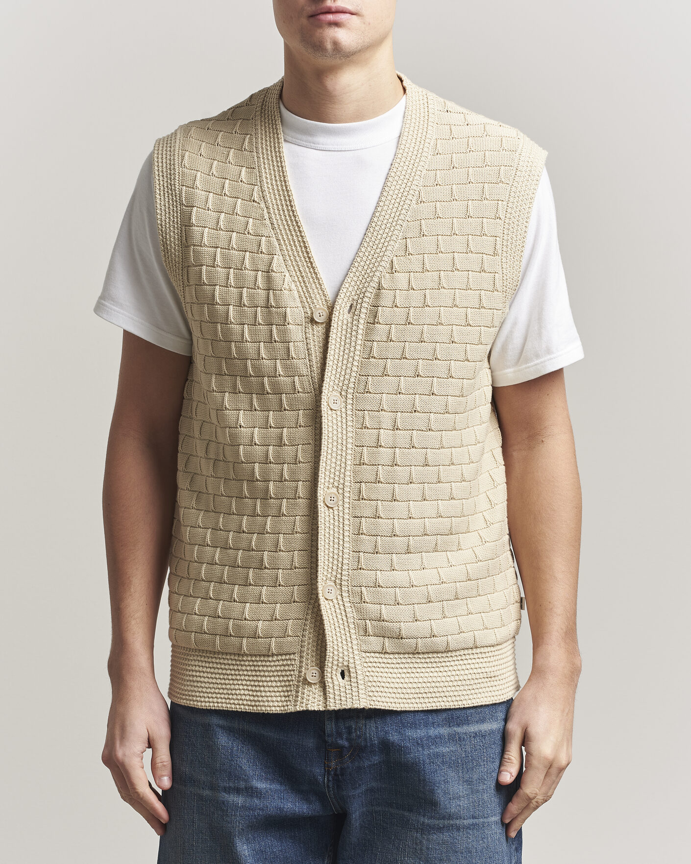 Mies | Puserot | NN07 | Reece Knitted Vest Ecru