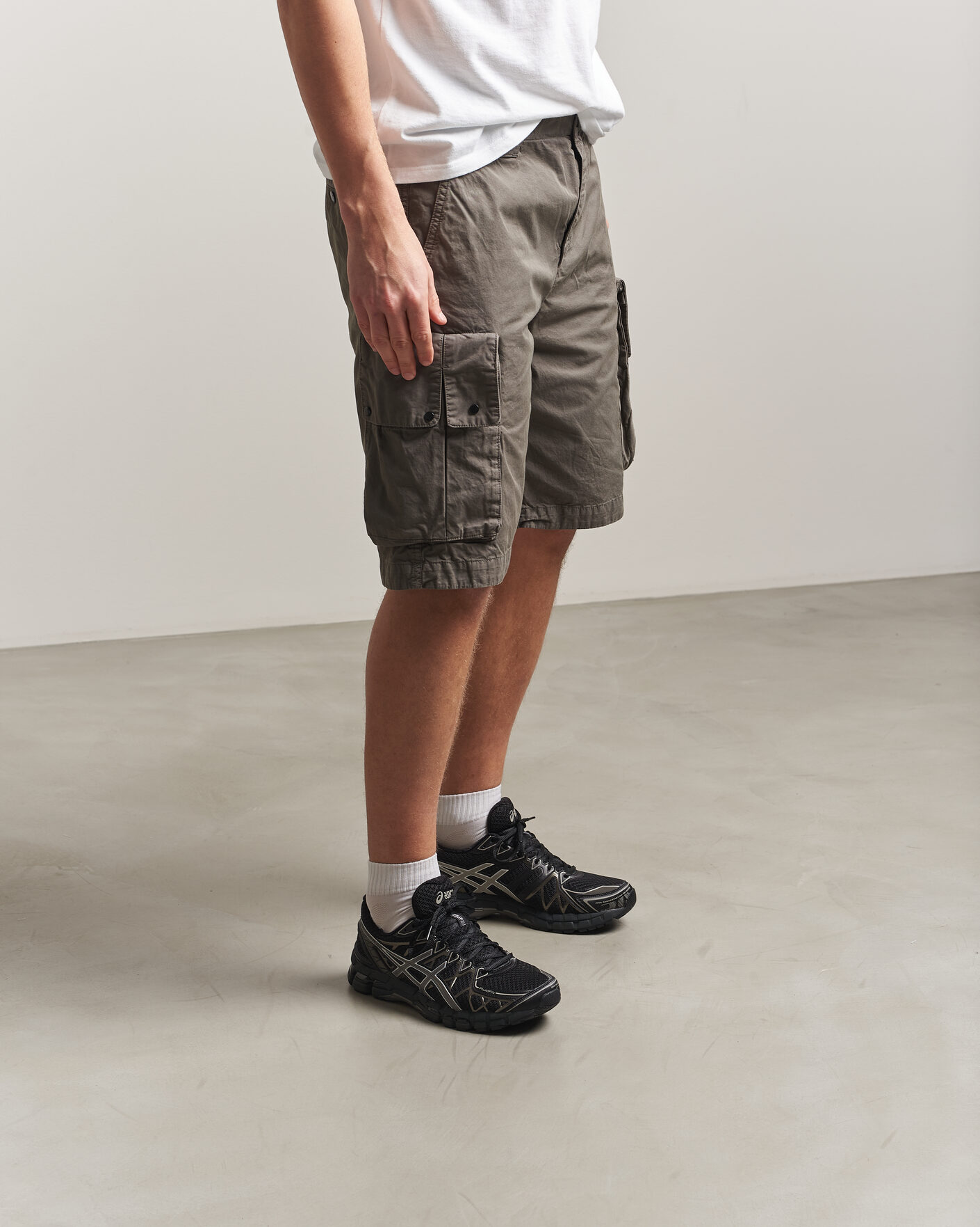 Mies | Tennarit | Asics | Gel-Kayano 20 Black/Clay Grey