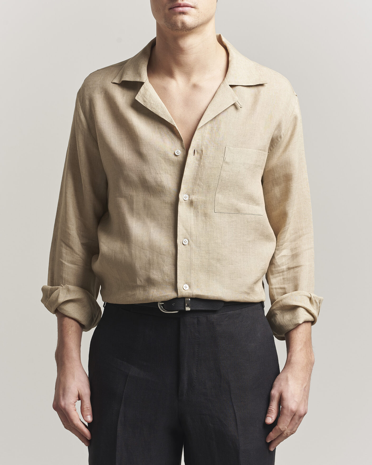 Mies | Kauluspaidat | Lardini | Paul Linen Resort Shirt Beige