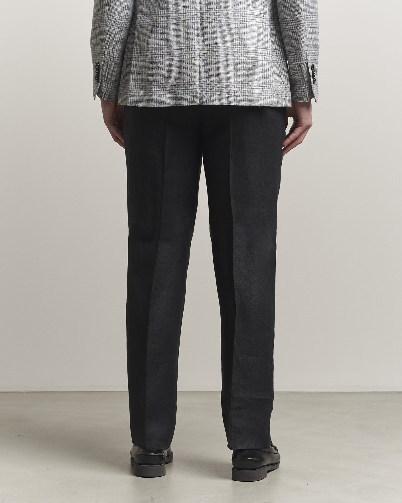 Mies | Housut | Lardini | Palu Straight Fit Linen Trousers Black