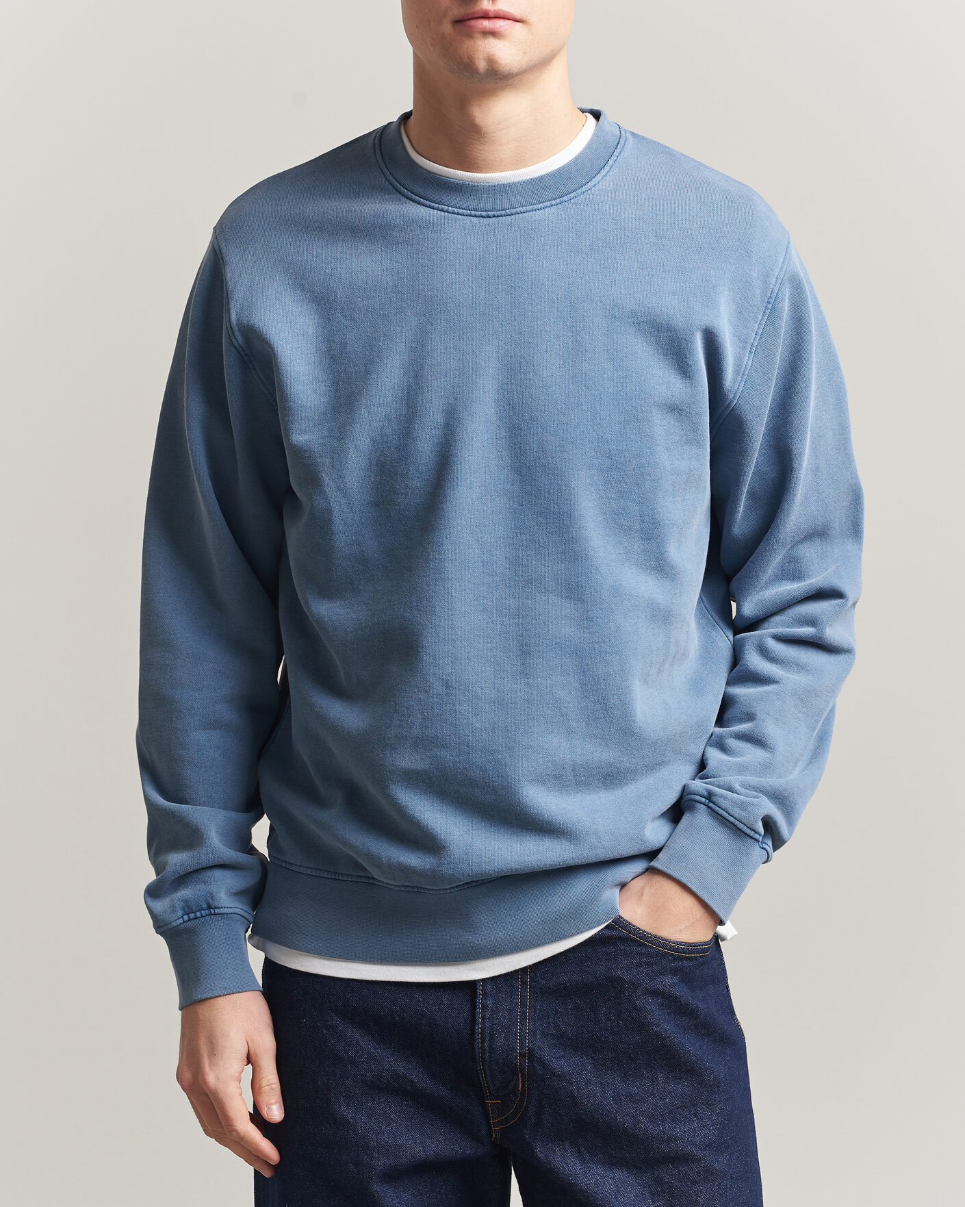 Mies | Puserot | Colorful Standard | Classic Organic Crew Neck Sweat Faded Indigo