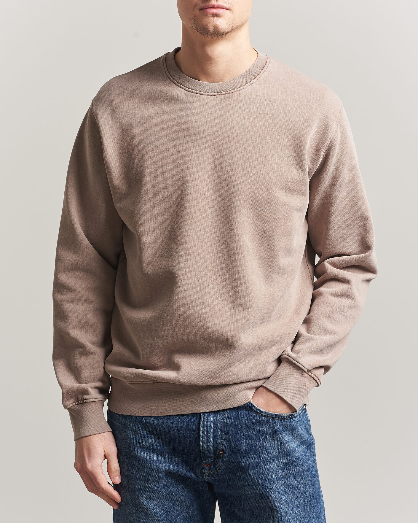 Mies | Puserot | Colorful Standard | Classic Organic Crew Neck Sweat Faded Khaki