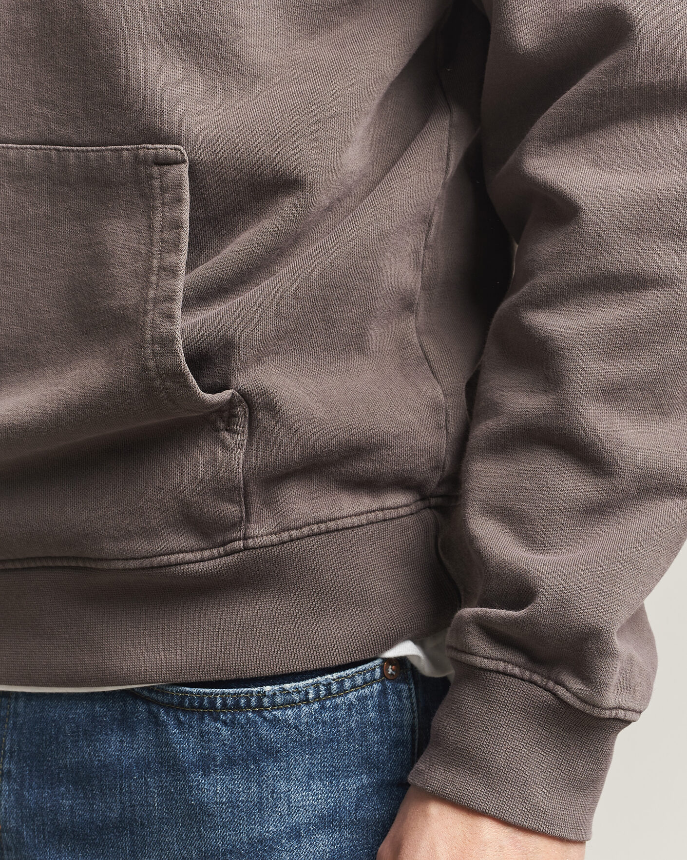 Mies | Puserot | Colorful Standard | Classic Organic Hood Fade Mud