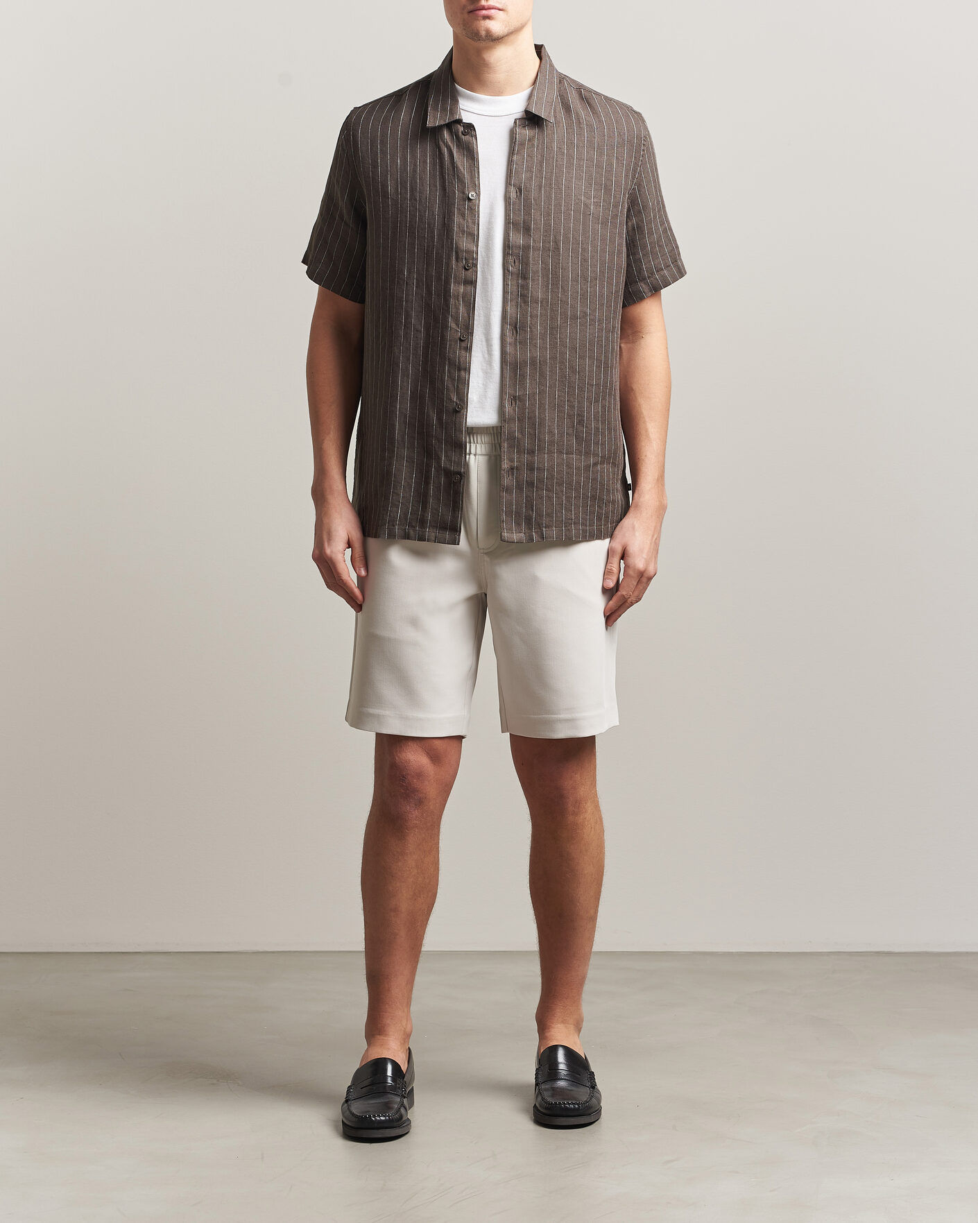 Mies | Kauluspaidat | Samsøe Samsøe | Avan Linen Striped Short Sleeve Shirt Black Olive
