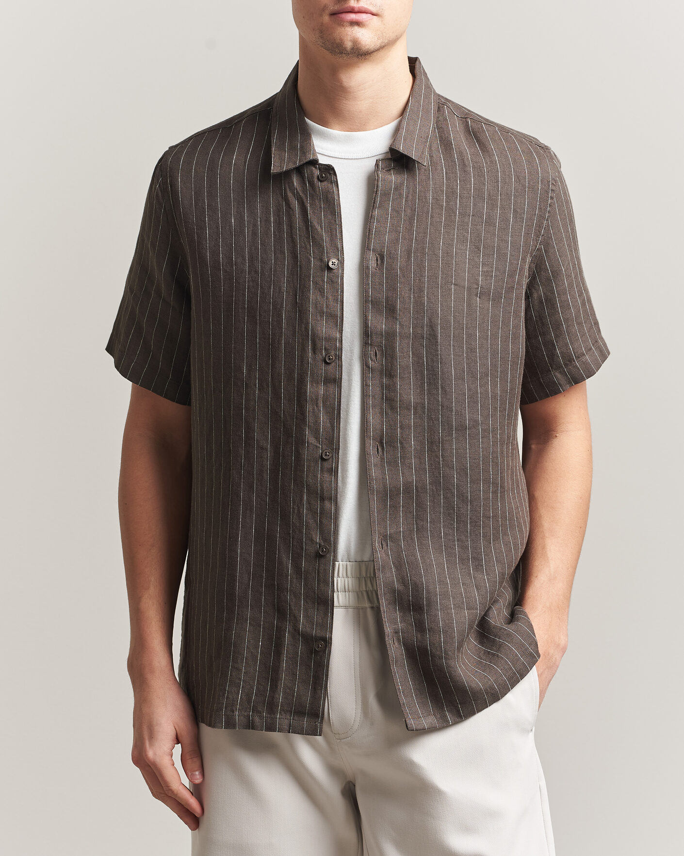 Mies | Kauluspaidat | Samsøe Samsøe | Avan Linen Striped Short Sleeve Shirt Black Olive