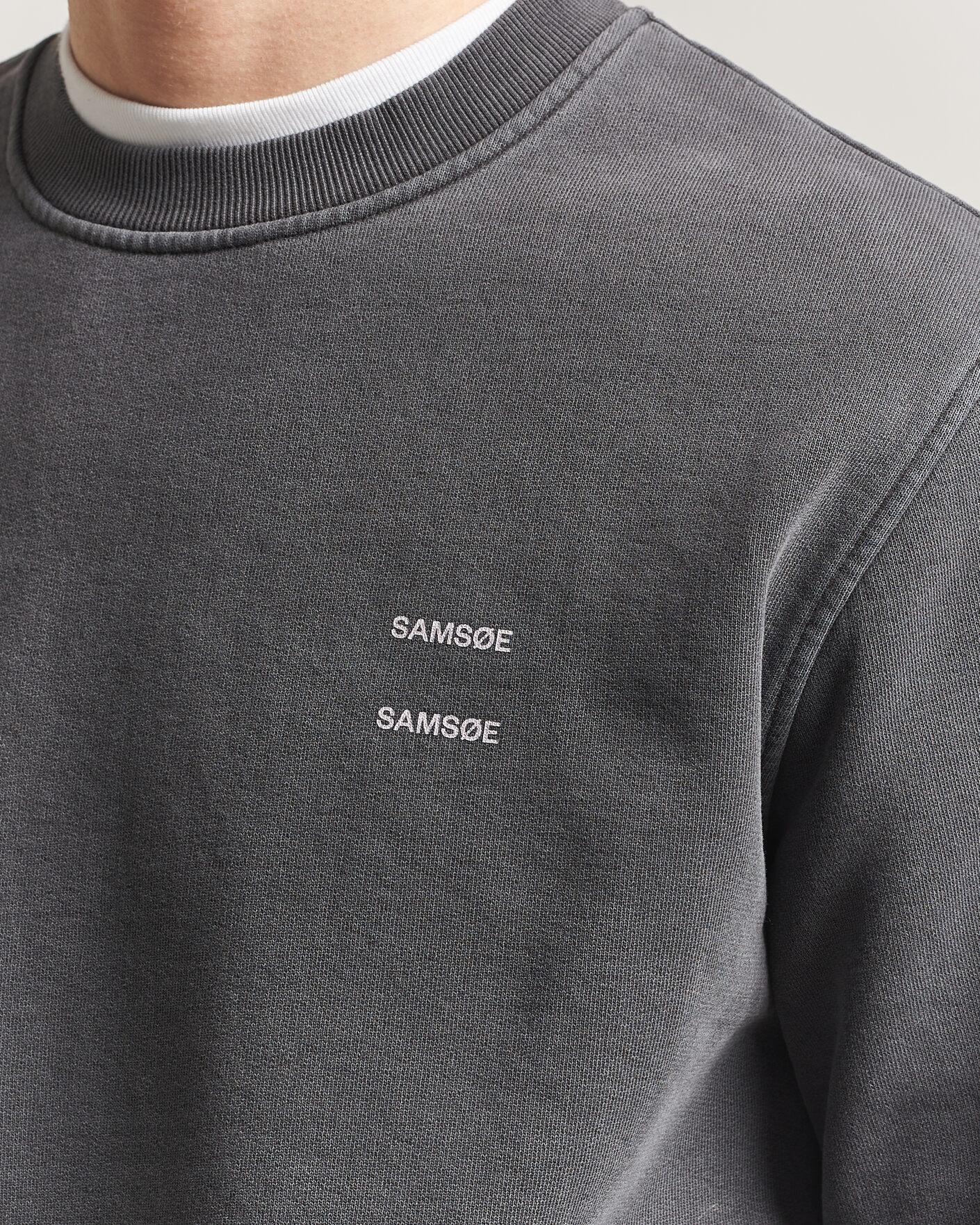 Mies | Puserot | Samsøe Samsøe | Joel Washed Organic Cotton Sweatshirt Black