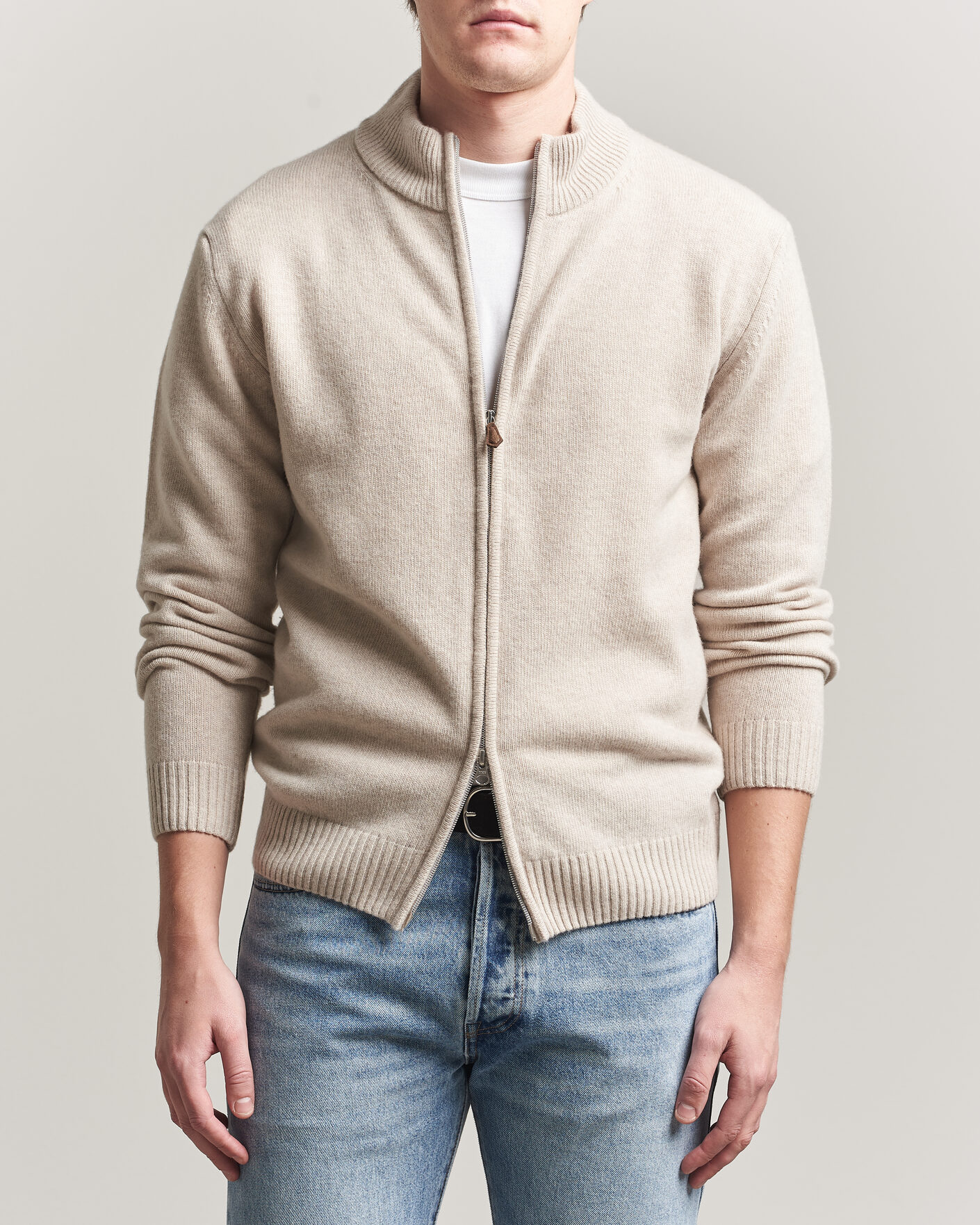 Mies | Puserot | Stenströms | Brushed Merino Full Zip Beige