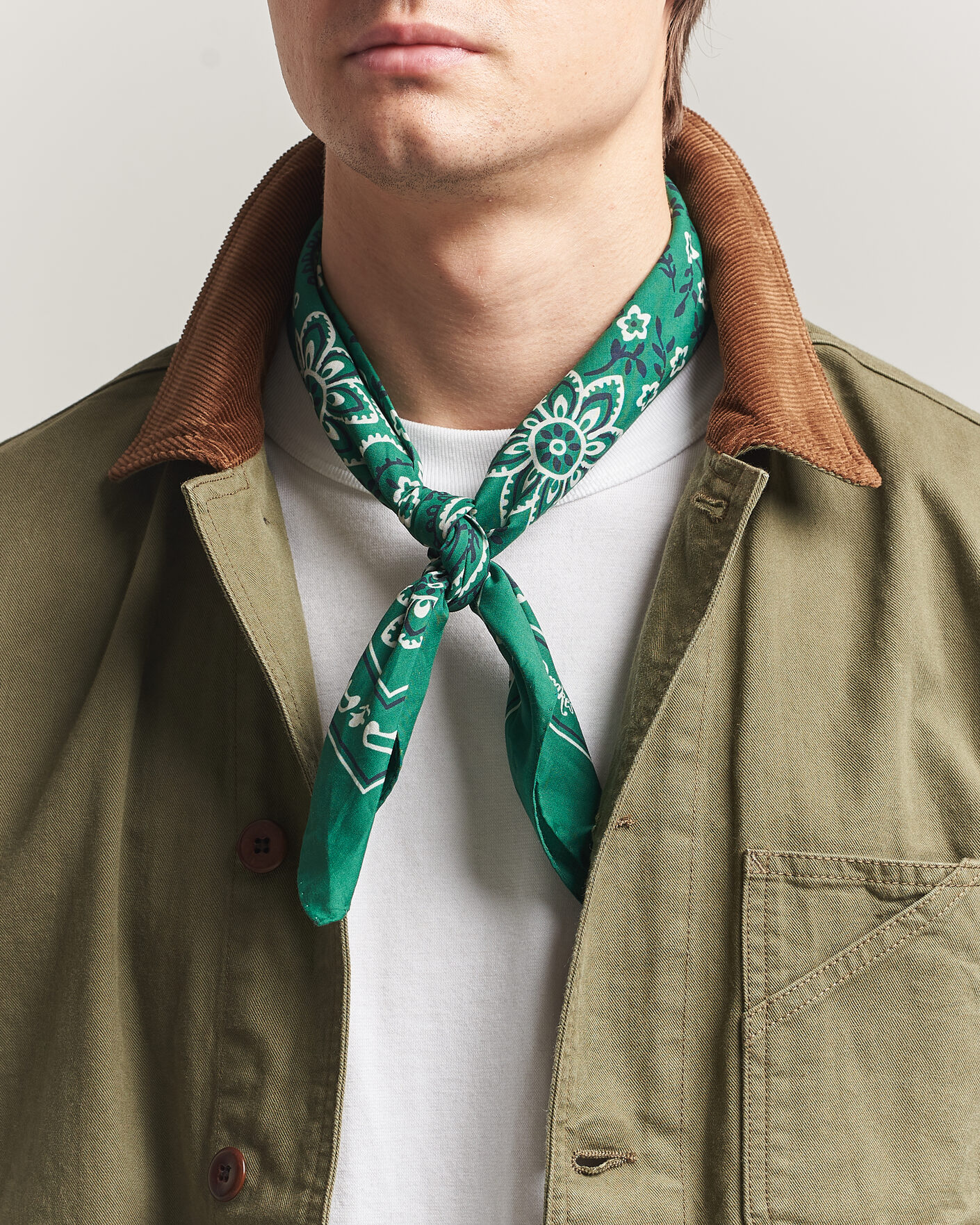 Mies | Huivit | Drake's | Classic Paisley Bandana Green
