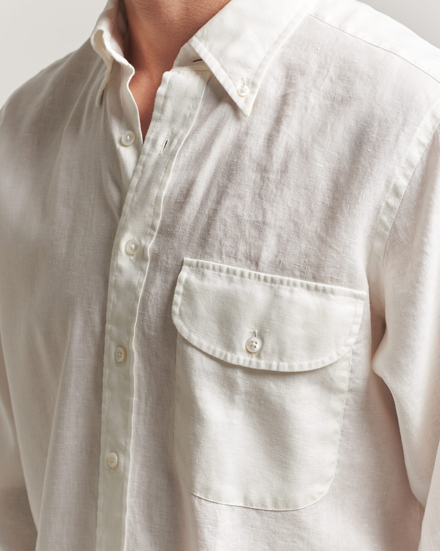 Mies | Kauluspaidat | Drake's | Linen Button Down Curved Pocket Shirt White