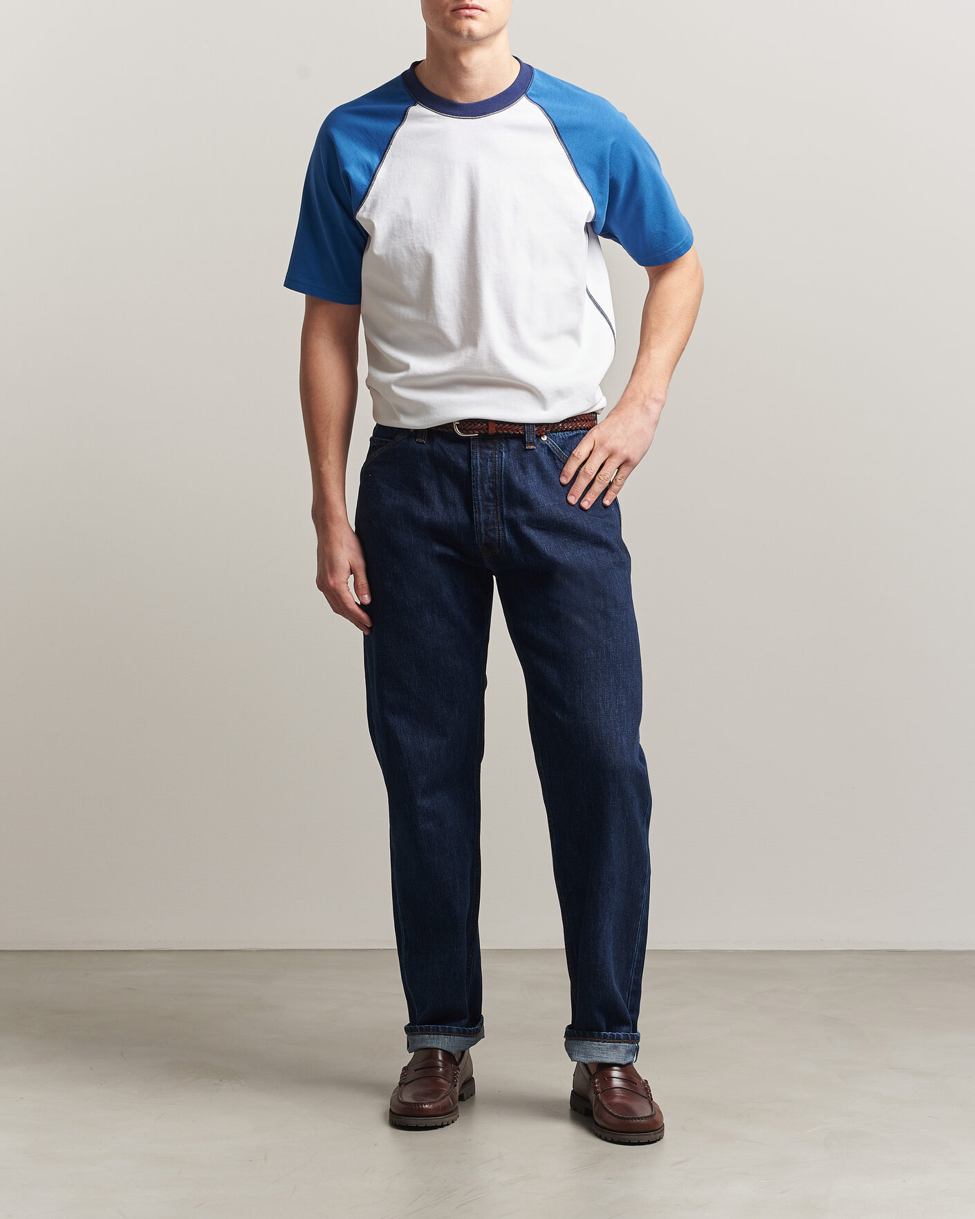 Mies | T-paidat | Drake's | Two Tone Raglan T-Shirt White/Blue