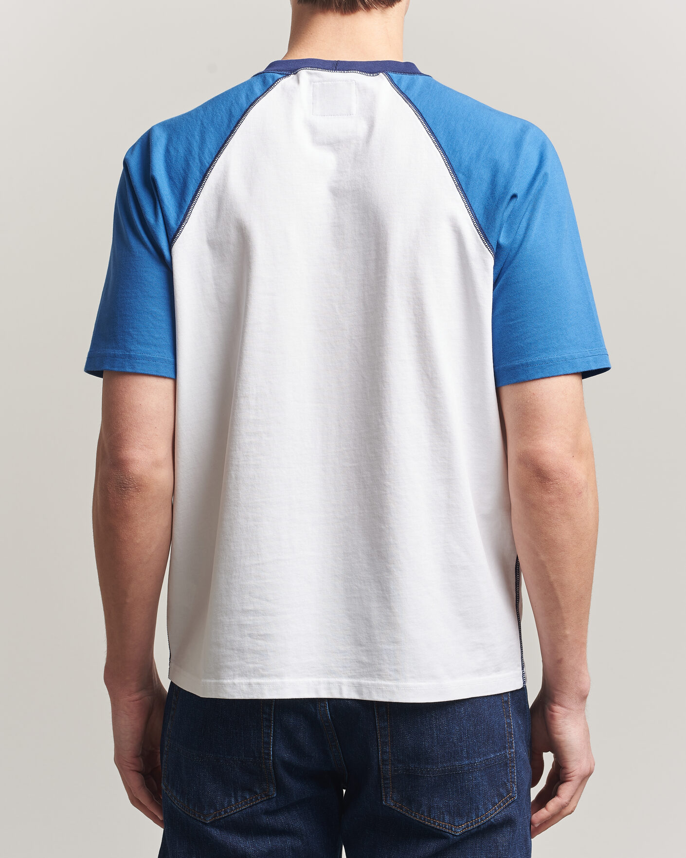 Mies | T-paidat | Drake's | Two Tone Raglan T-Shirt White/Blue