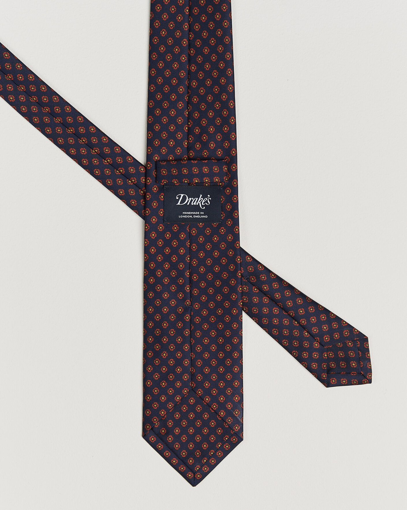 Mies | Drake's Square Flowers Pattern Silk Tie Navy | Drake's | Square Flowers Pattern Silk Tie Navy